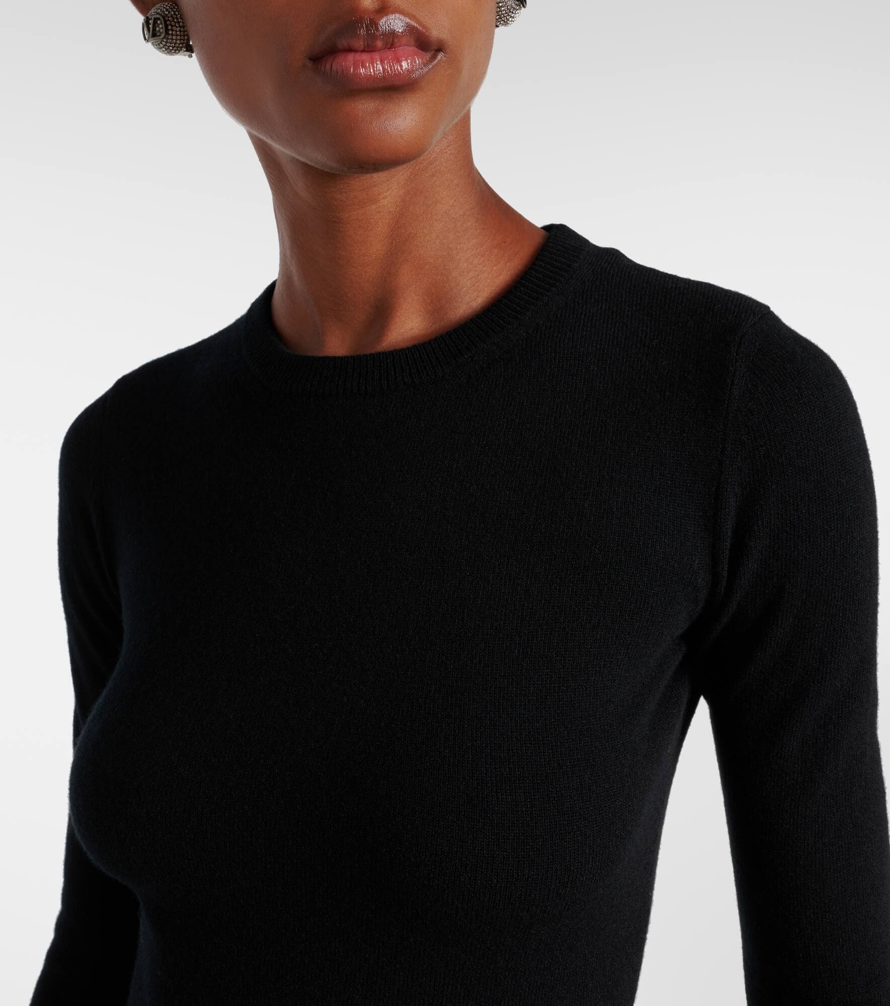 Ruffled wool sweater - 5