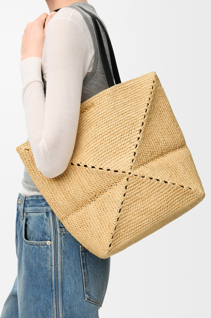 Loewe Medium Puzzle Fold tote in raffia outlook