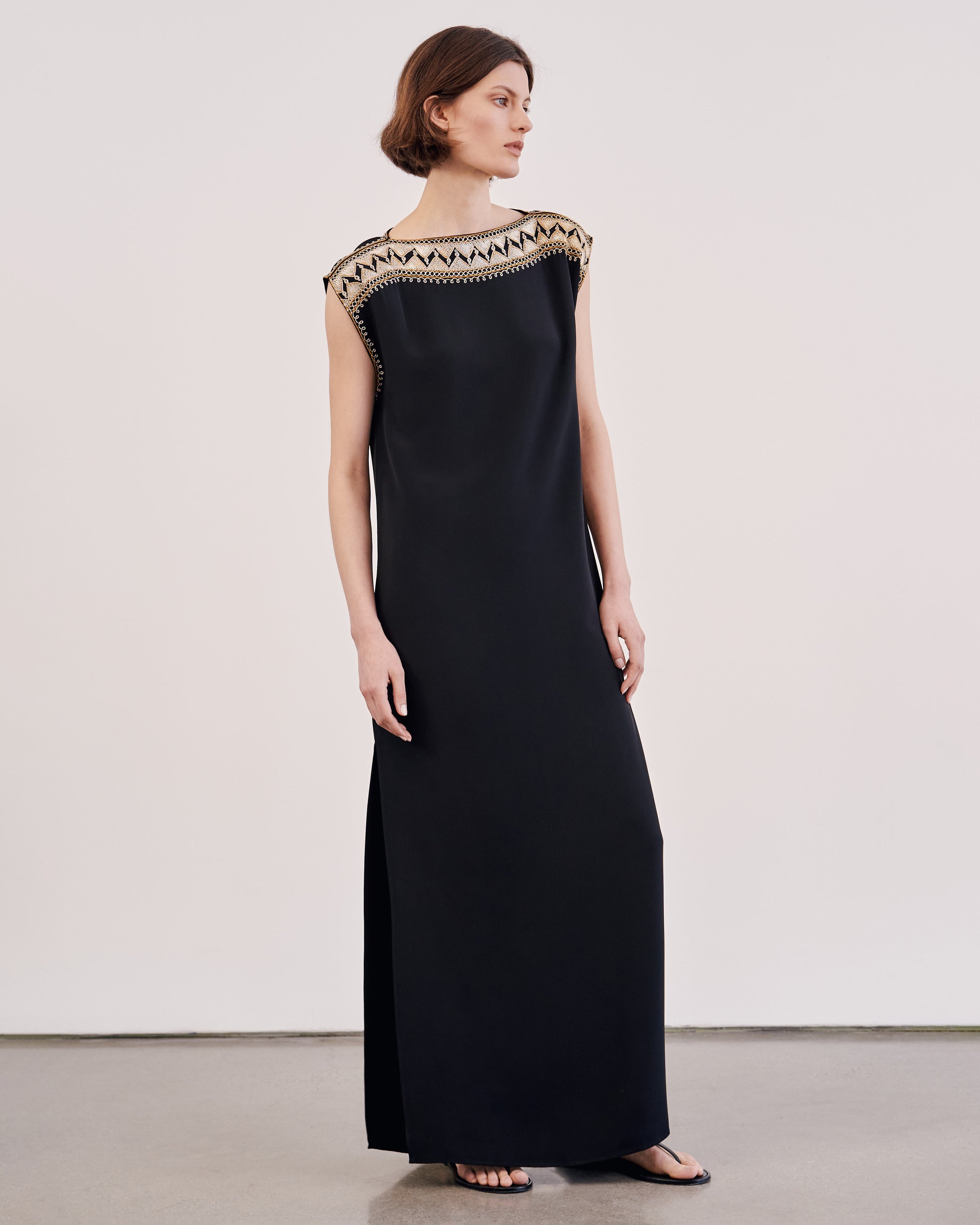 ALBERTINE EMBROIDERED DRESS - 2