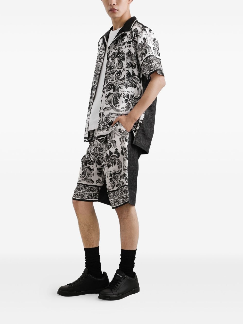 Majolica-print denim shorts - 2