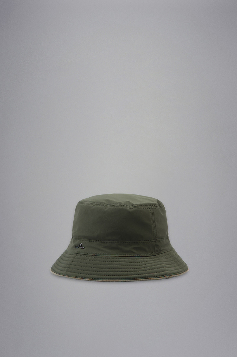 Paul & Shark TYPHOON® BUCKET WITH ALCANTARA® DETAILS outlook
