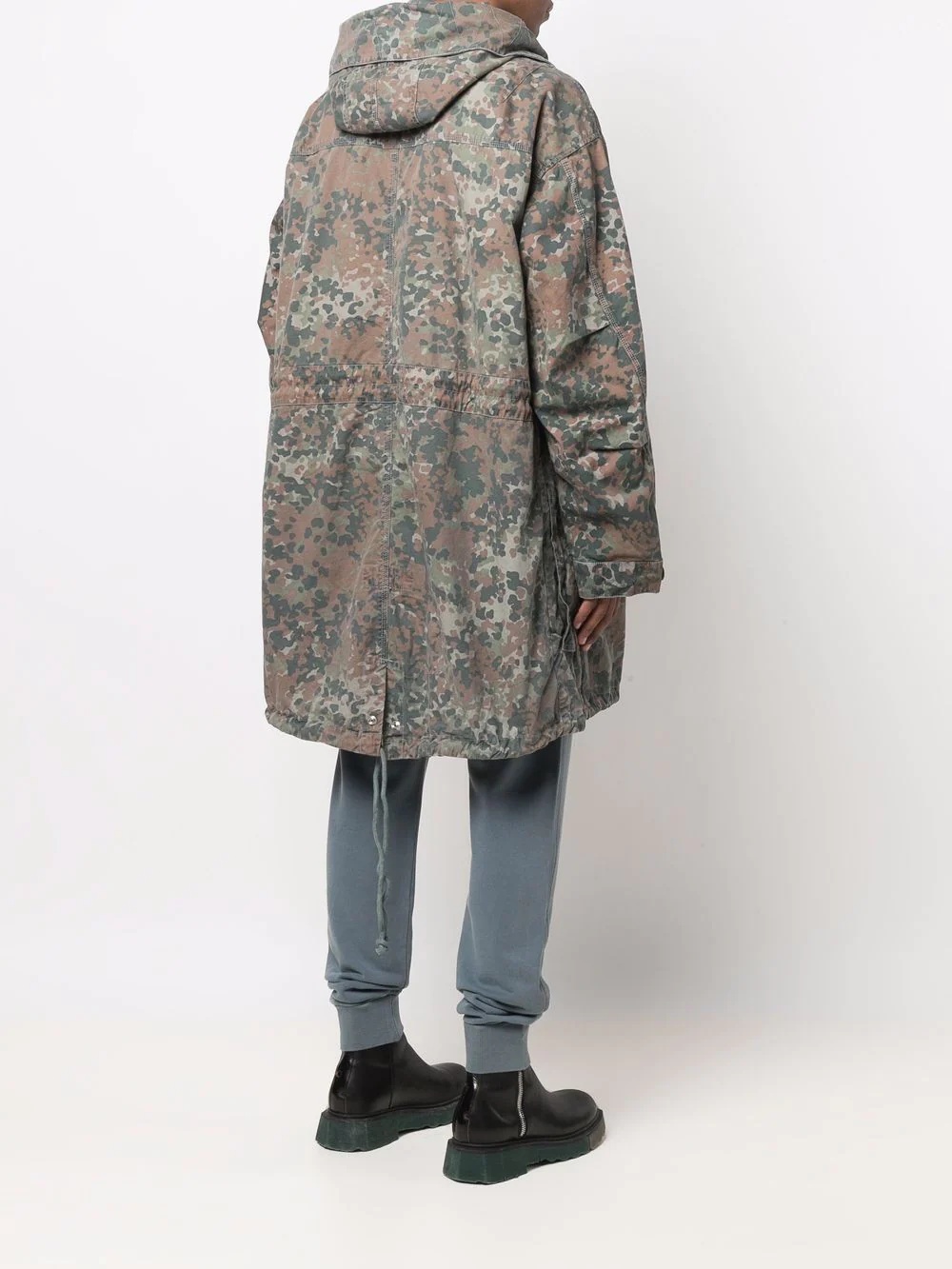 camouflage-print hooded parka - 4