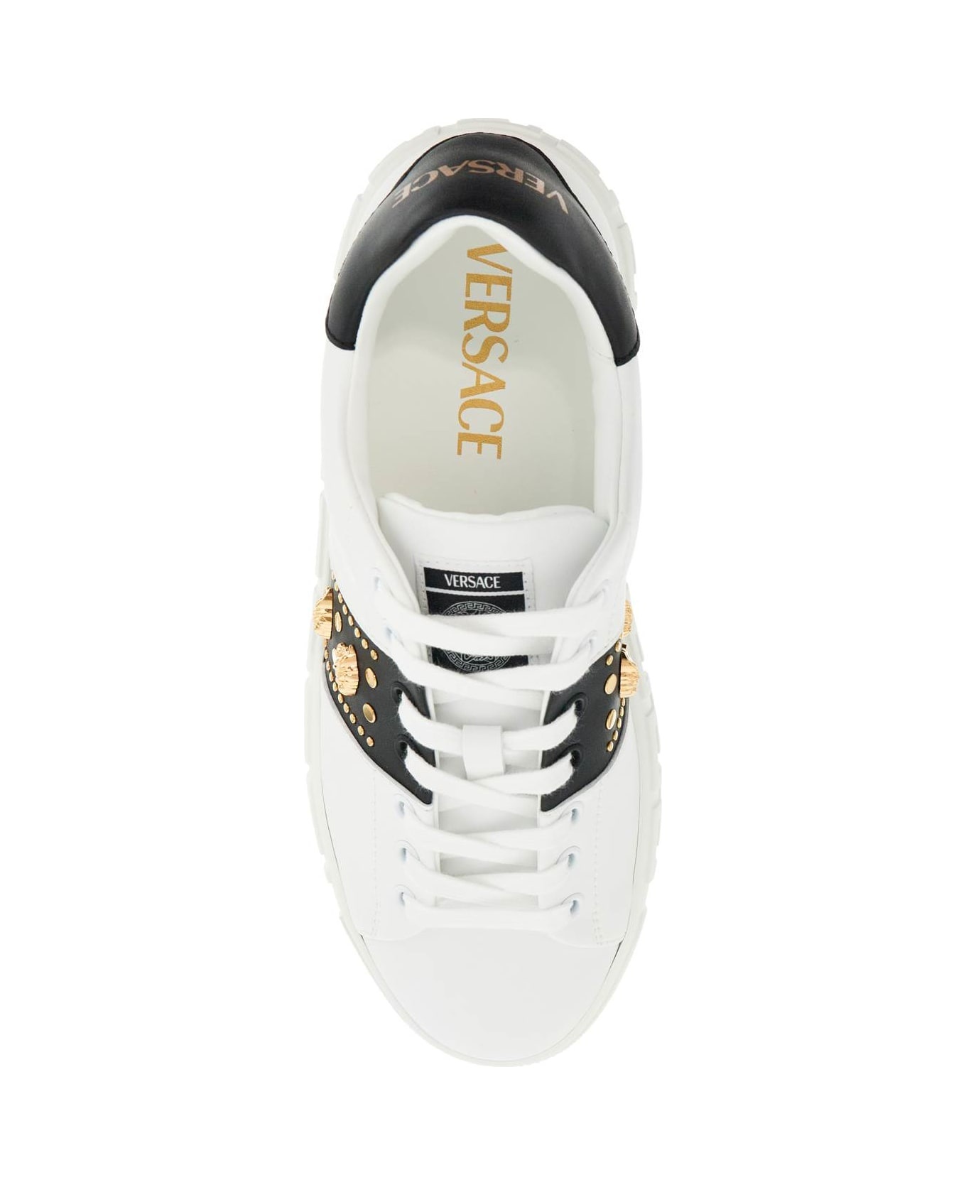 スニーカー VERSACE 'studded greek sneakers 1013568 1A13065 人気【VERSACE】Studded Greek スニーカー (VERSACE/スニーカー