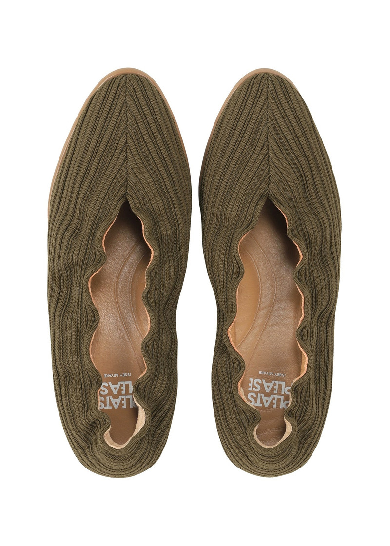 PLEATS BALLET SHOES 4