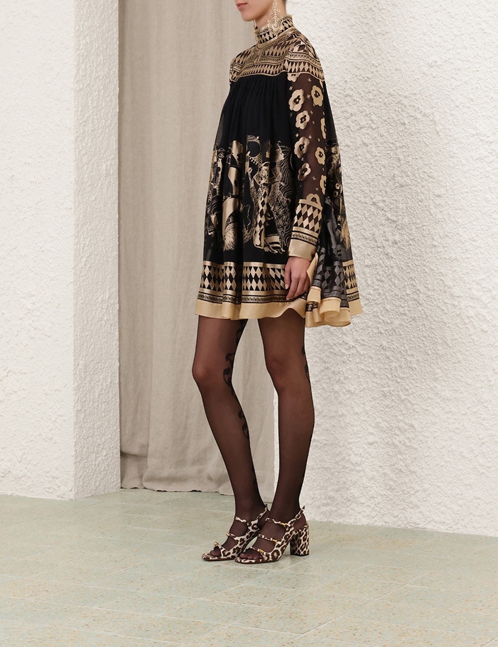 【Zimmermann】ILLUSTRATION OTTO MINI バットウィング ミニ ZIMMERMANN Illustration Otto Mini Dress | Black | FARFETCH