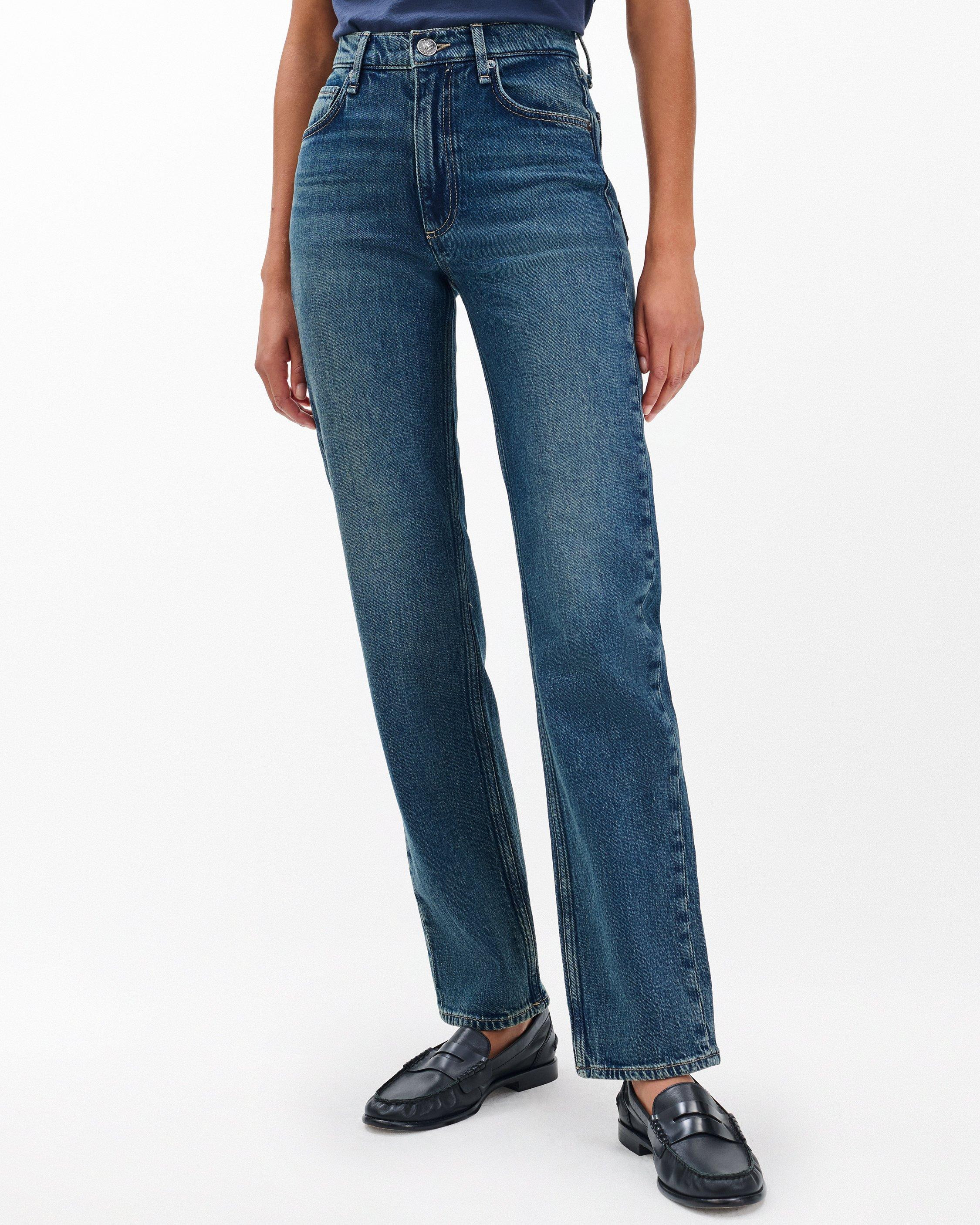 Harlow Straight Jeans
Vintage Stretch in Ness - 4