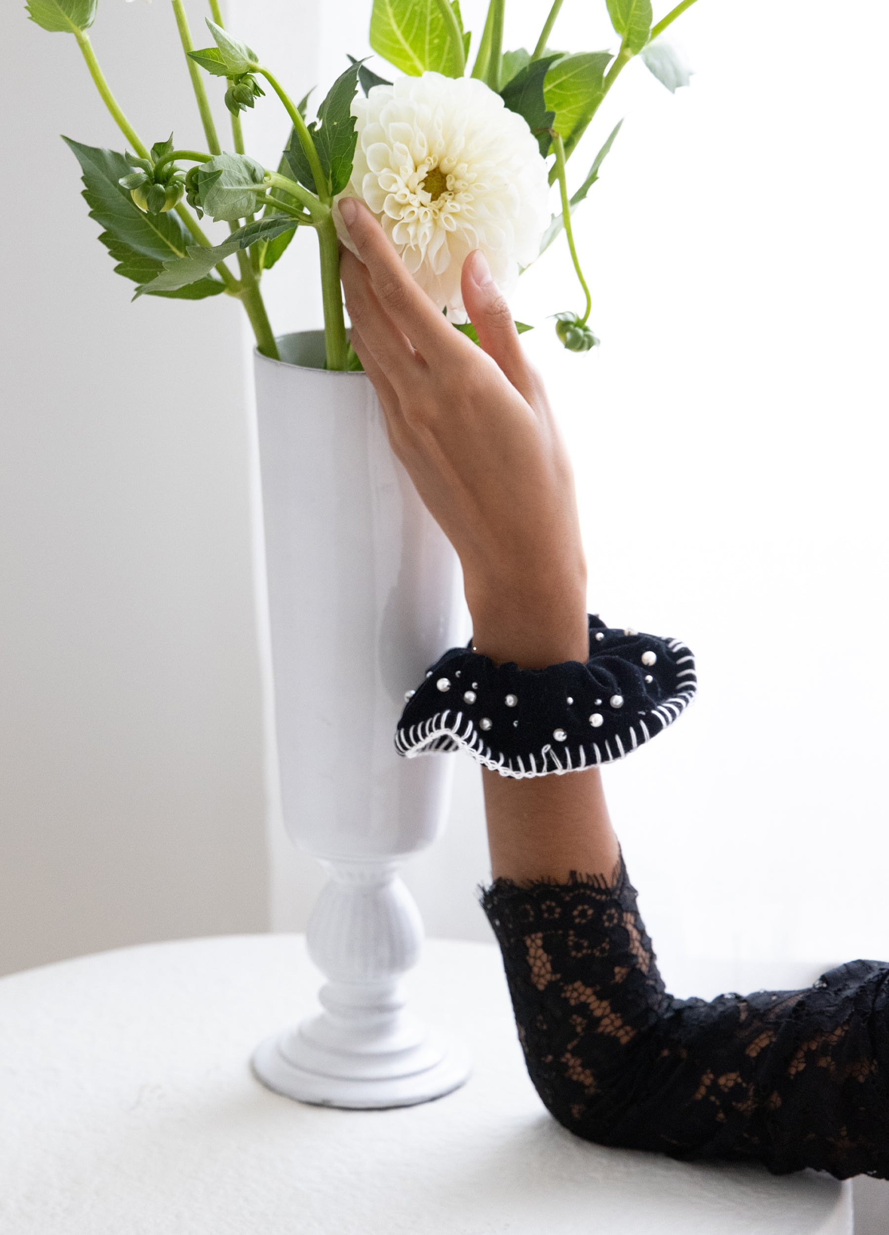 Pearl Scrunchie - 2