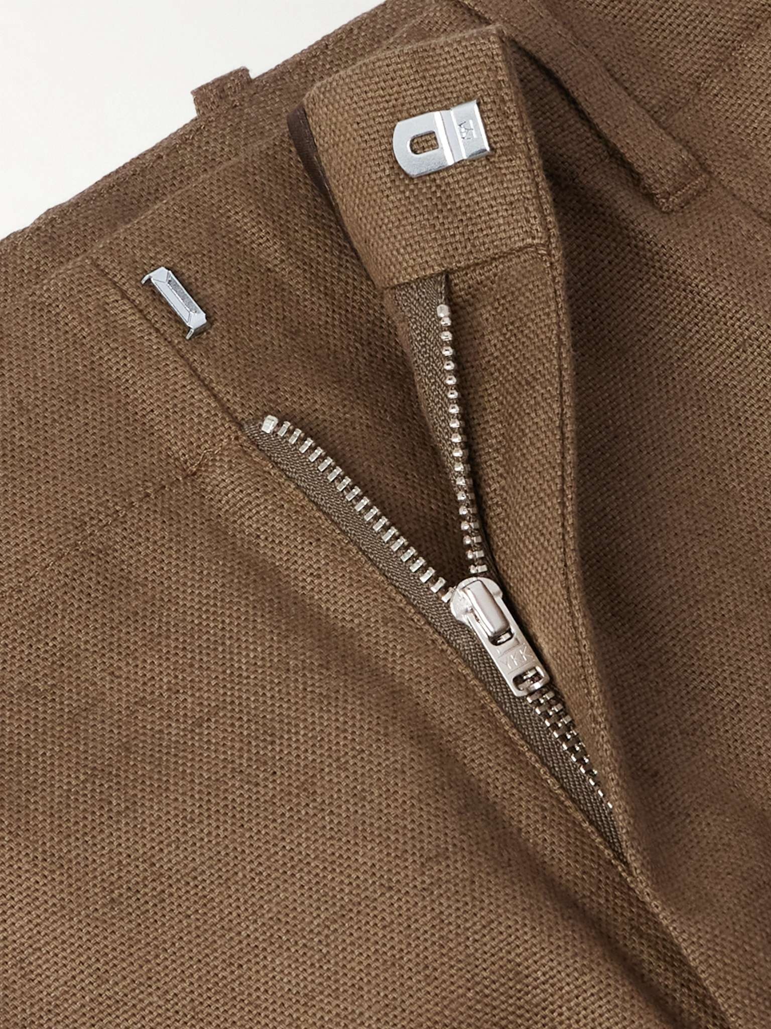 Borrowed Straight-Leg Pleated Cotton Shorts - 6
