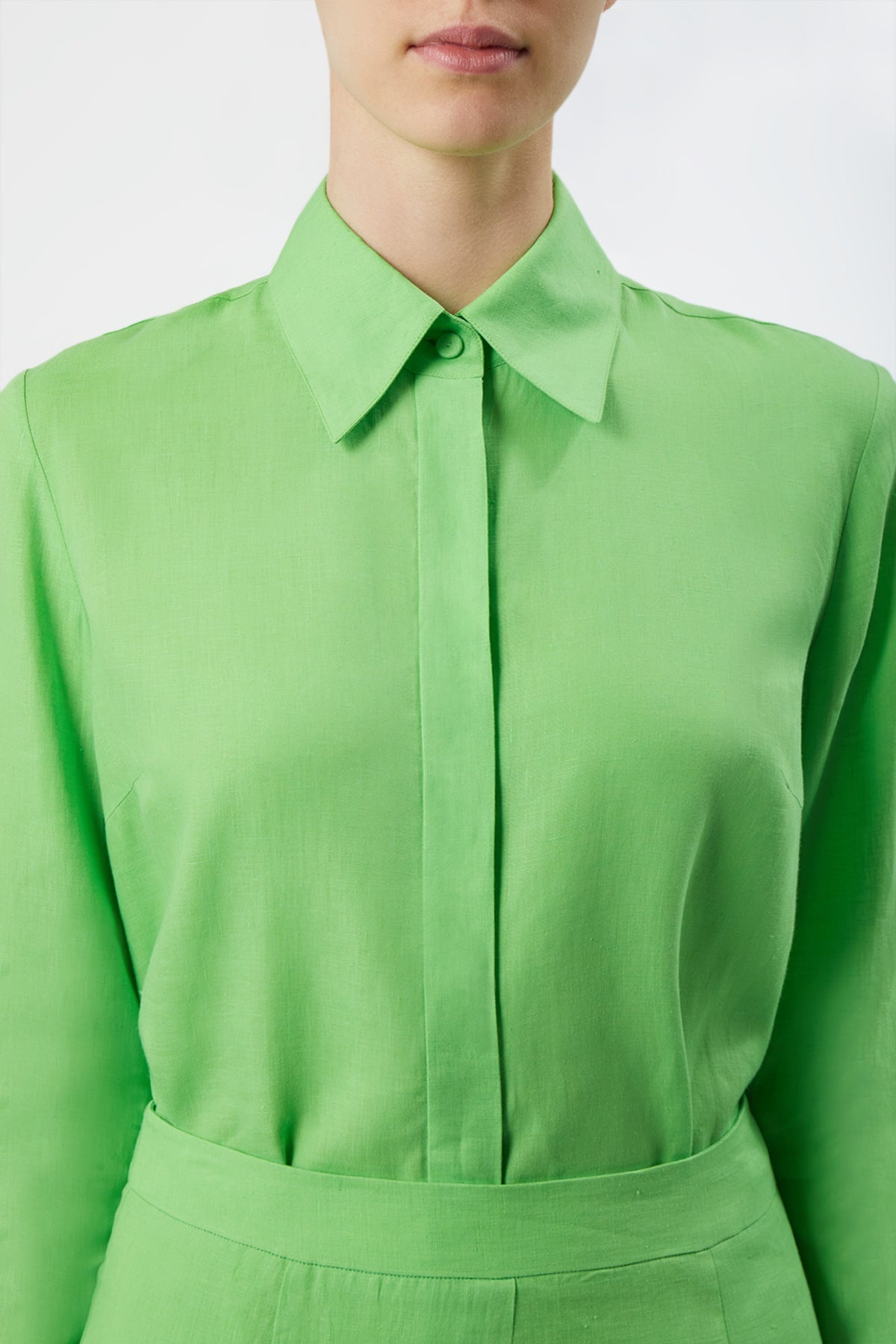 Cruz Shirt in Fluorescent Green Aloe Linen - 6