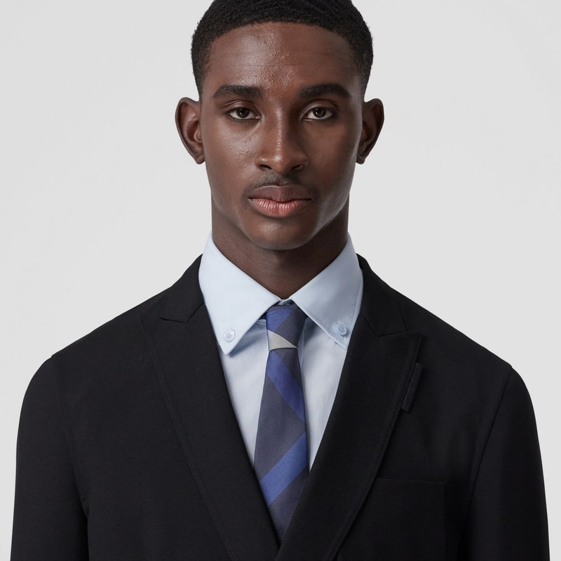 Classic Cut Exaggerated Check Silk Tie 3