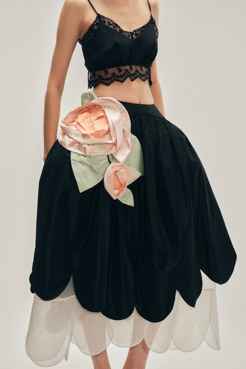 Pressed Rosette Petal Hem Basque Skirt 4