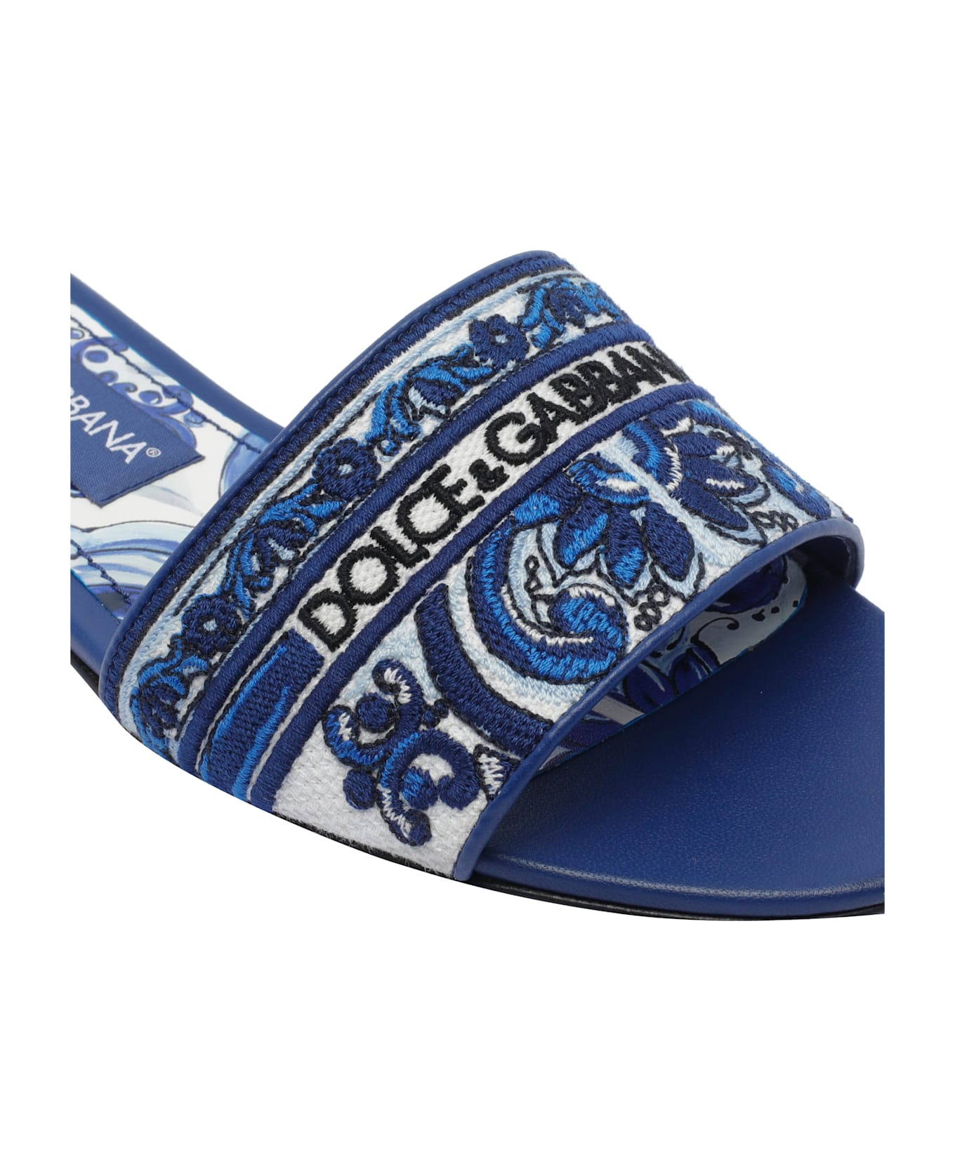 Embroidered Logo Slides - 4