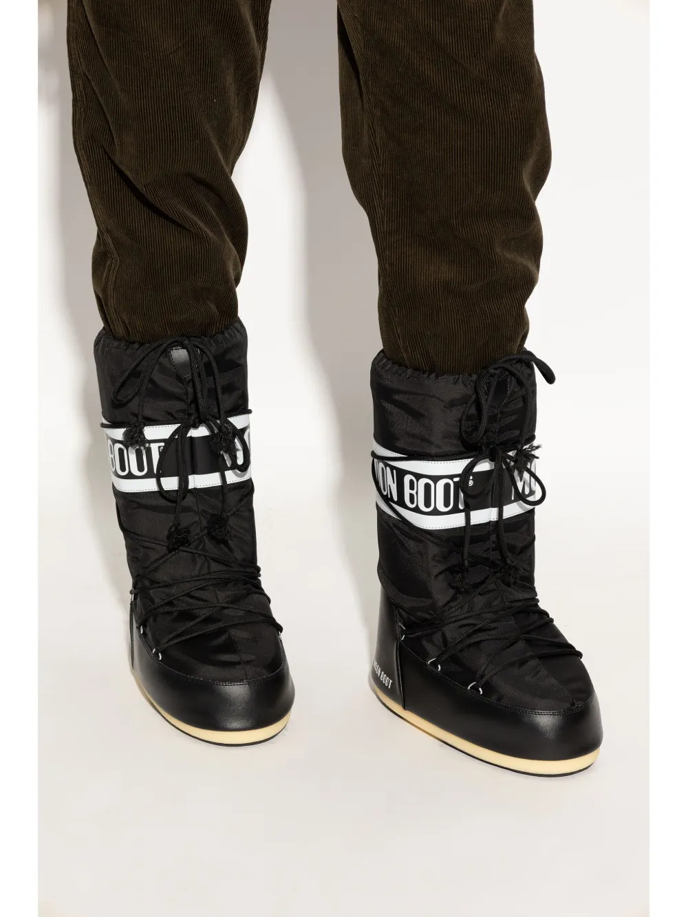 MOON BOOT - Unisex Icon Nylon Boot - 5