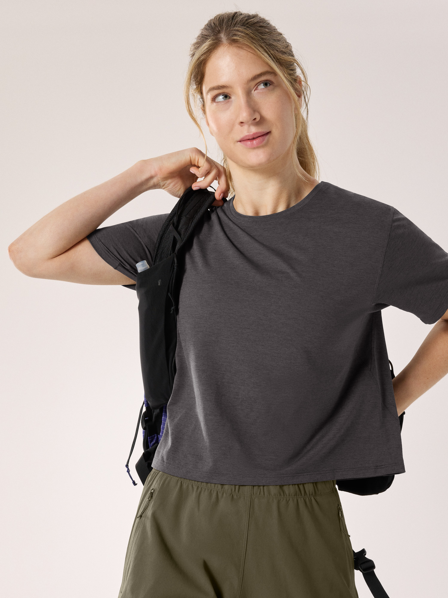 Taema Crop T-Shirt - 3