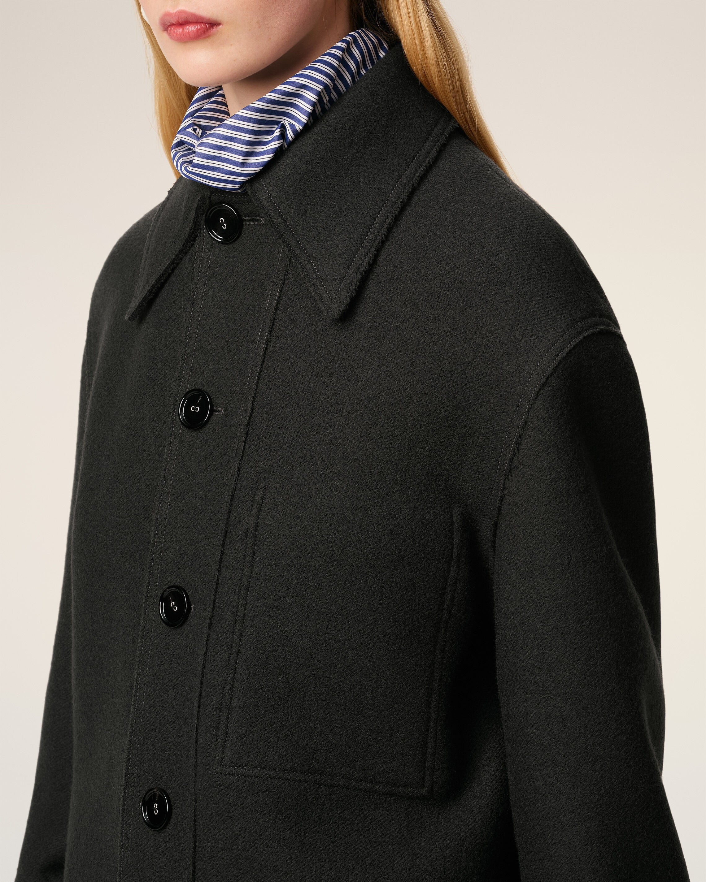 BLACK WOOL BUTTONED JACKET - 4