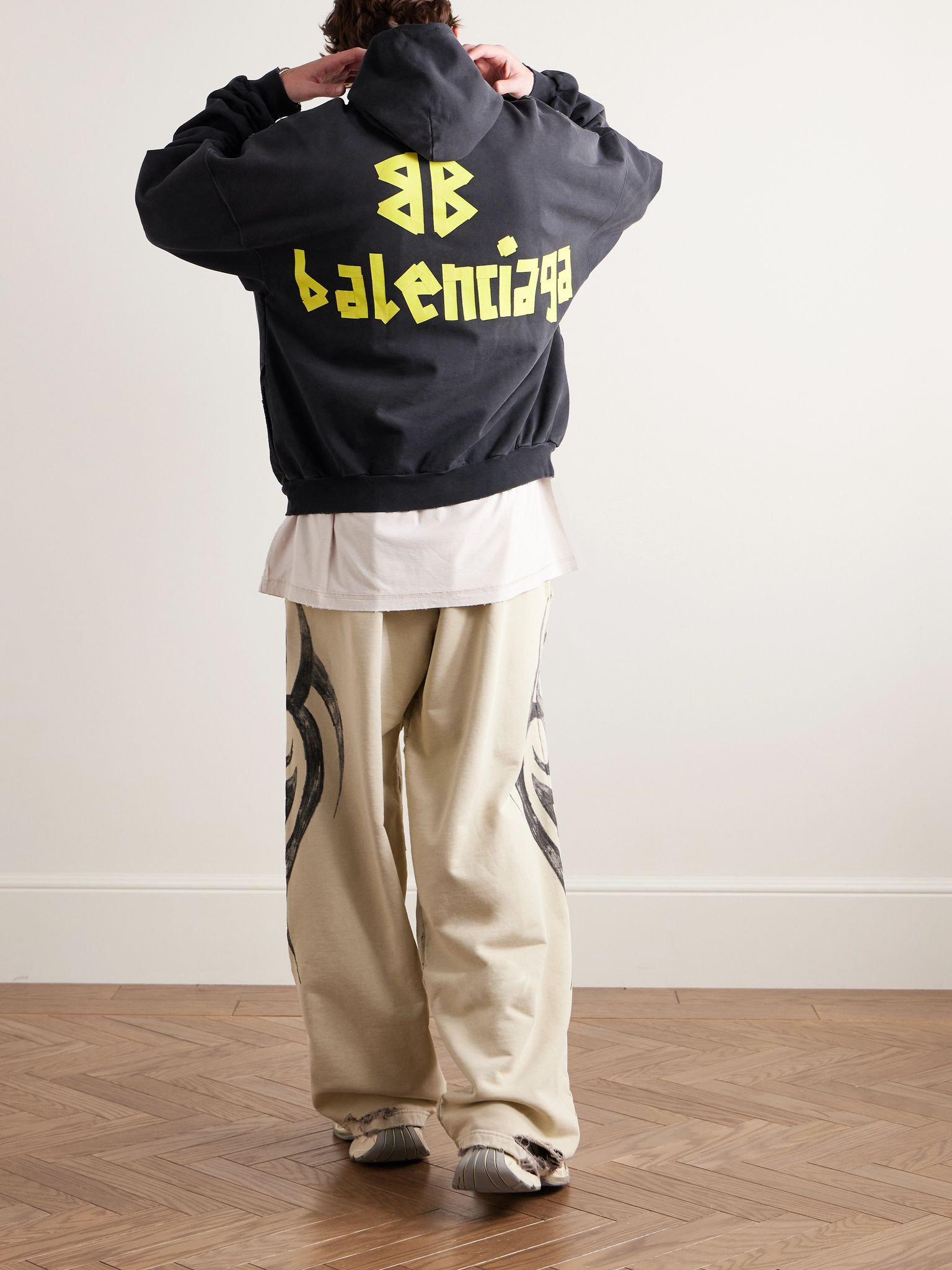 Tape Type Oversized Distressed Logo-Print Cotton-Jersey Hoodie Black - 2