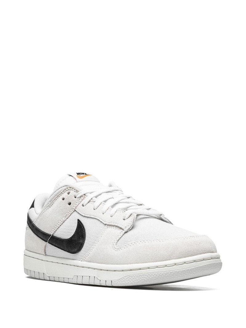 Nike Dunk Low Retro SE "Certified Fresh" sneakers outlook