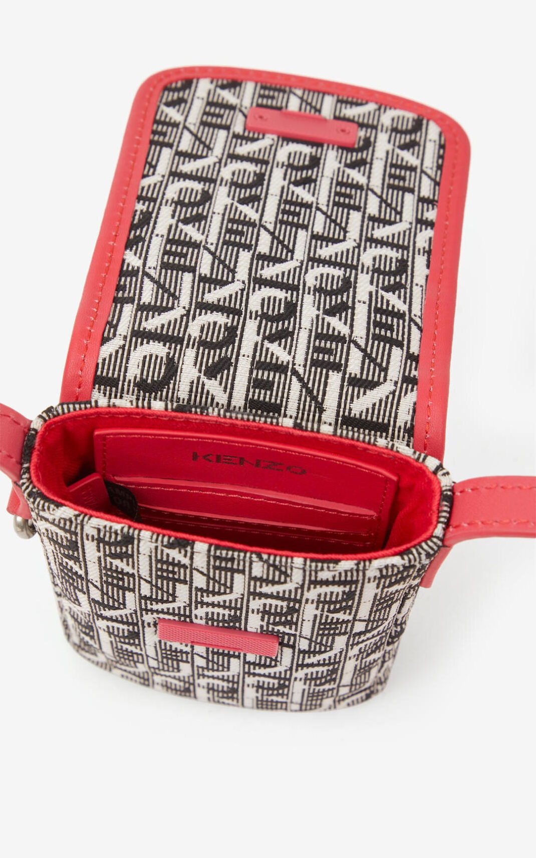 Courier jacquard phone pocket with strap - 3