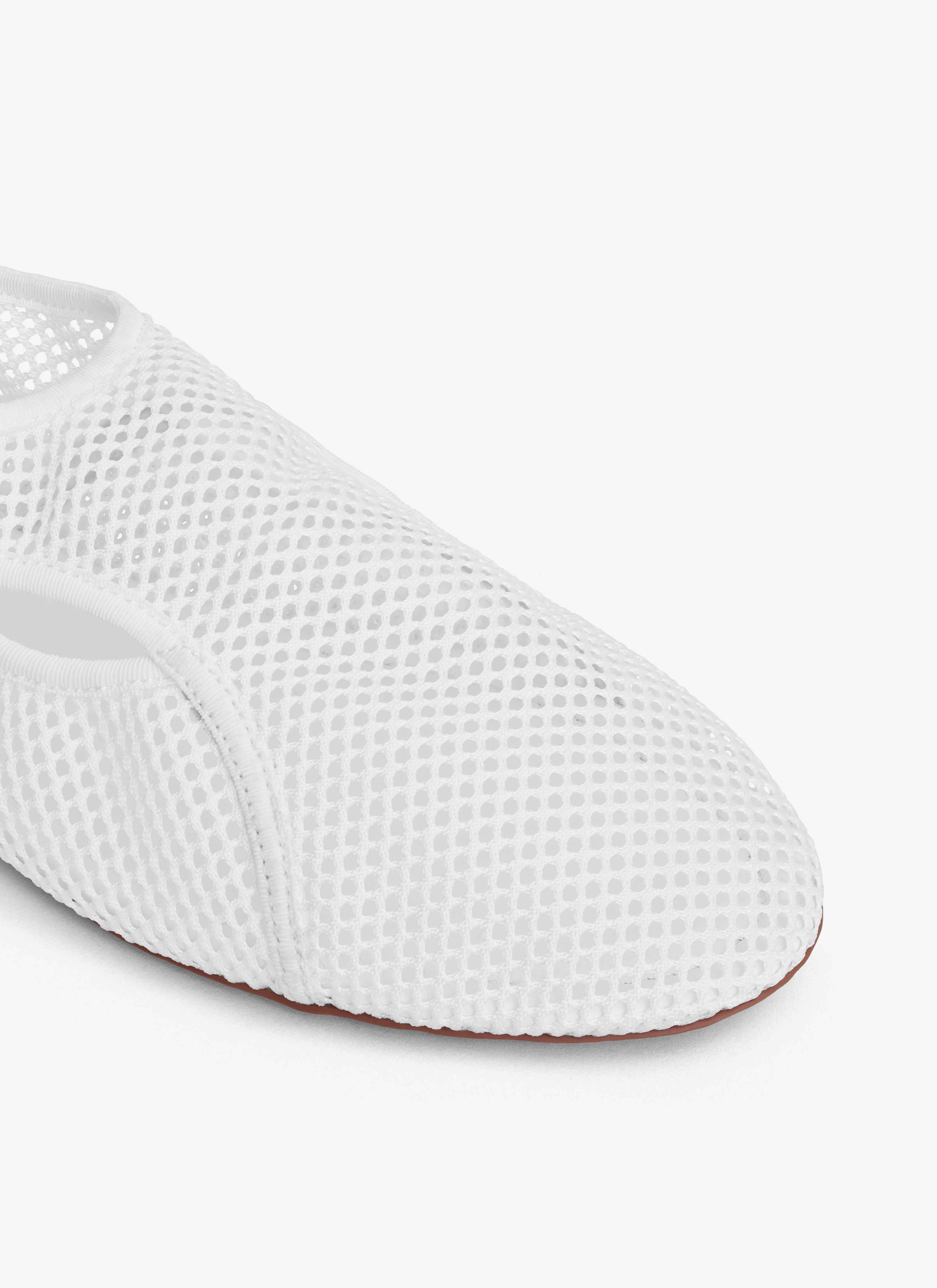 SLIPPERS IN FISHNET - 5