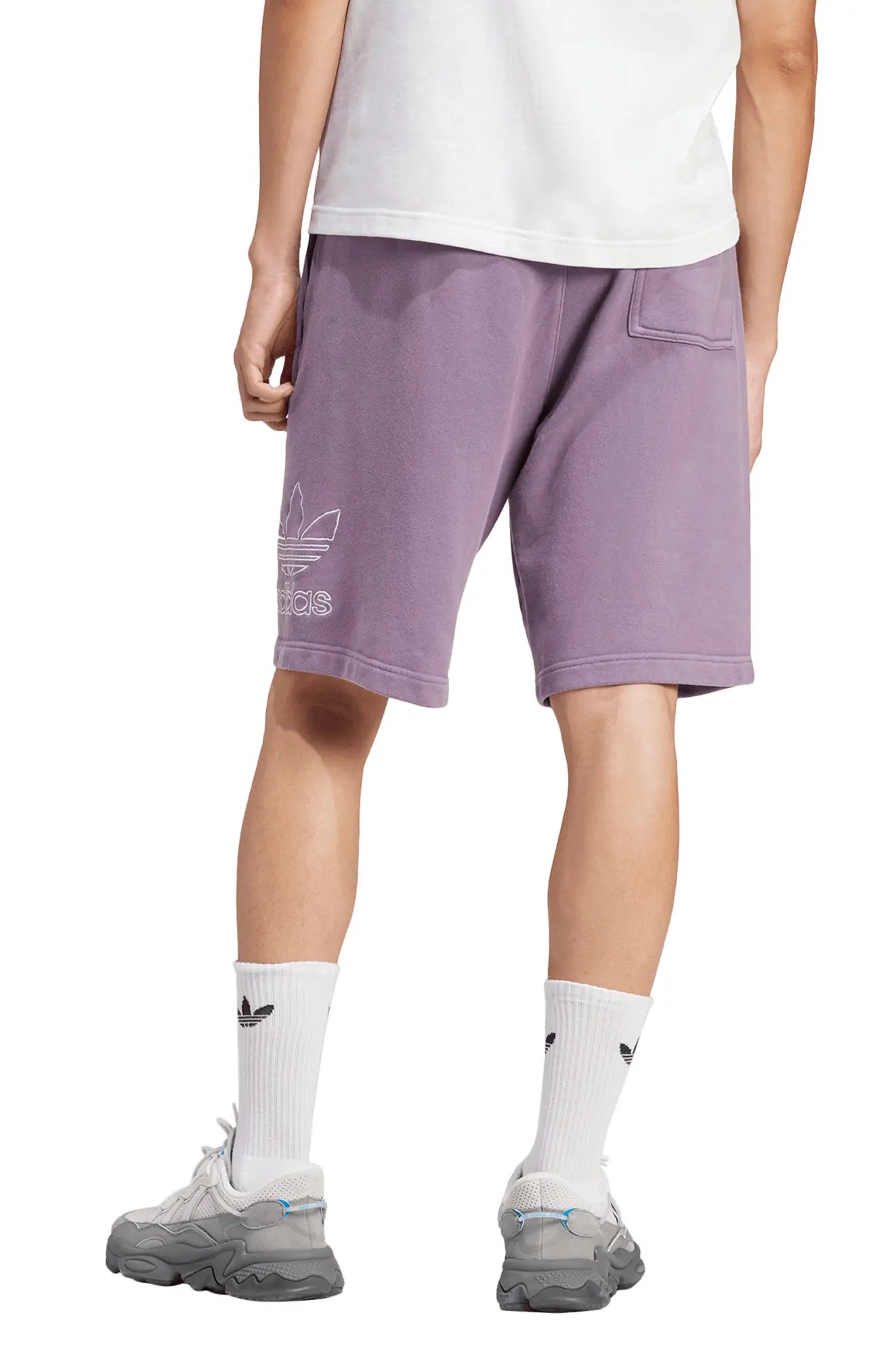 Adicolor Lifestyle Outline Trefoil Shorts in Shadow Violet/White - 2