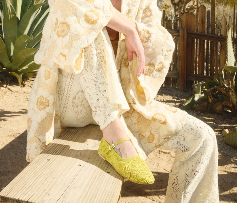 FRĒDA SALVADOR LAUREL MARY JANE outlook