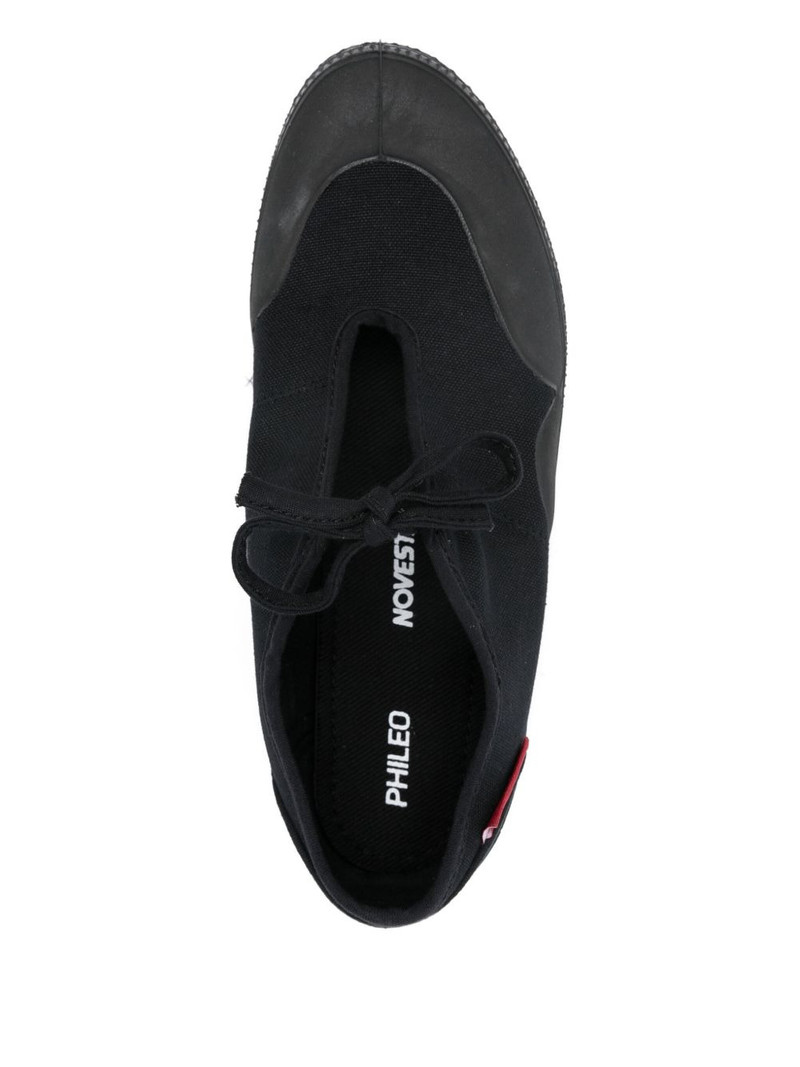 Kix lace-up cleats 4
