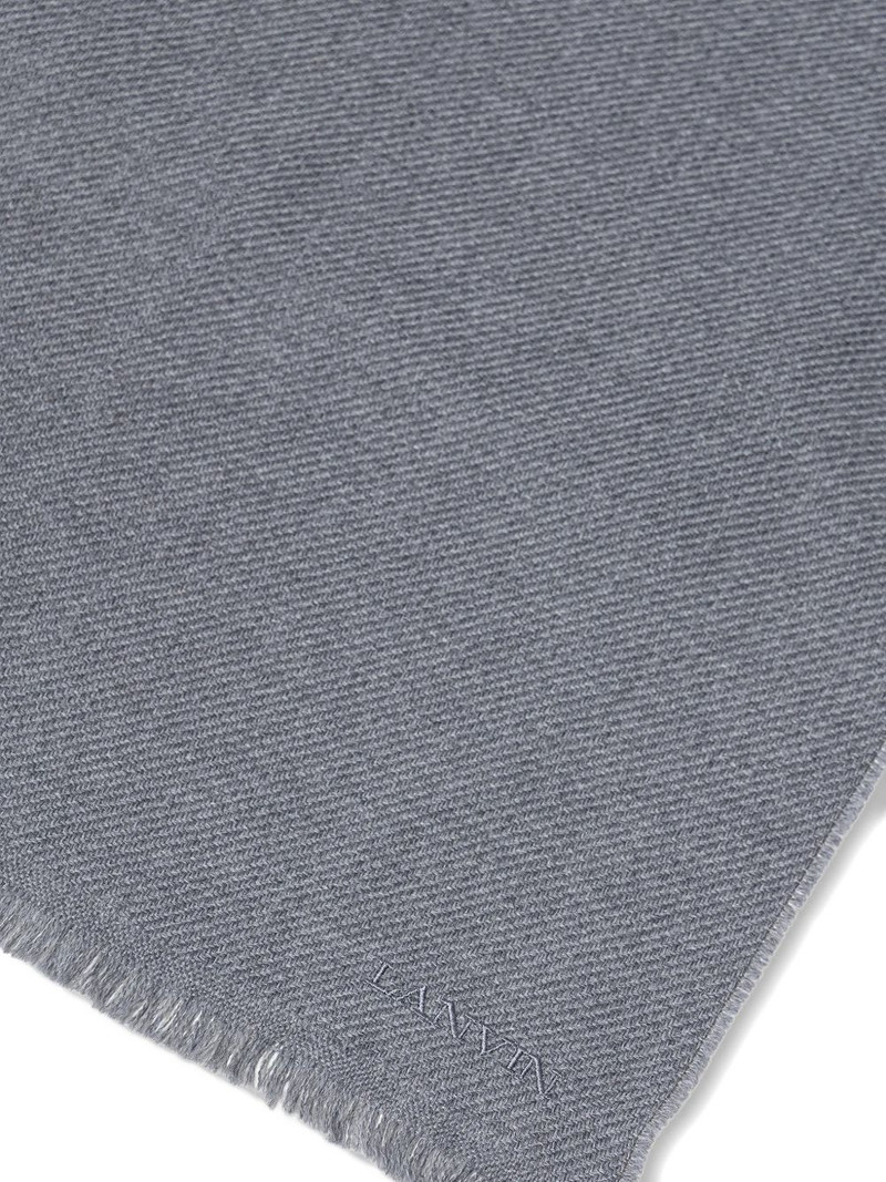 frayed scarf 3