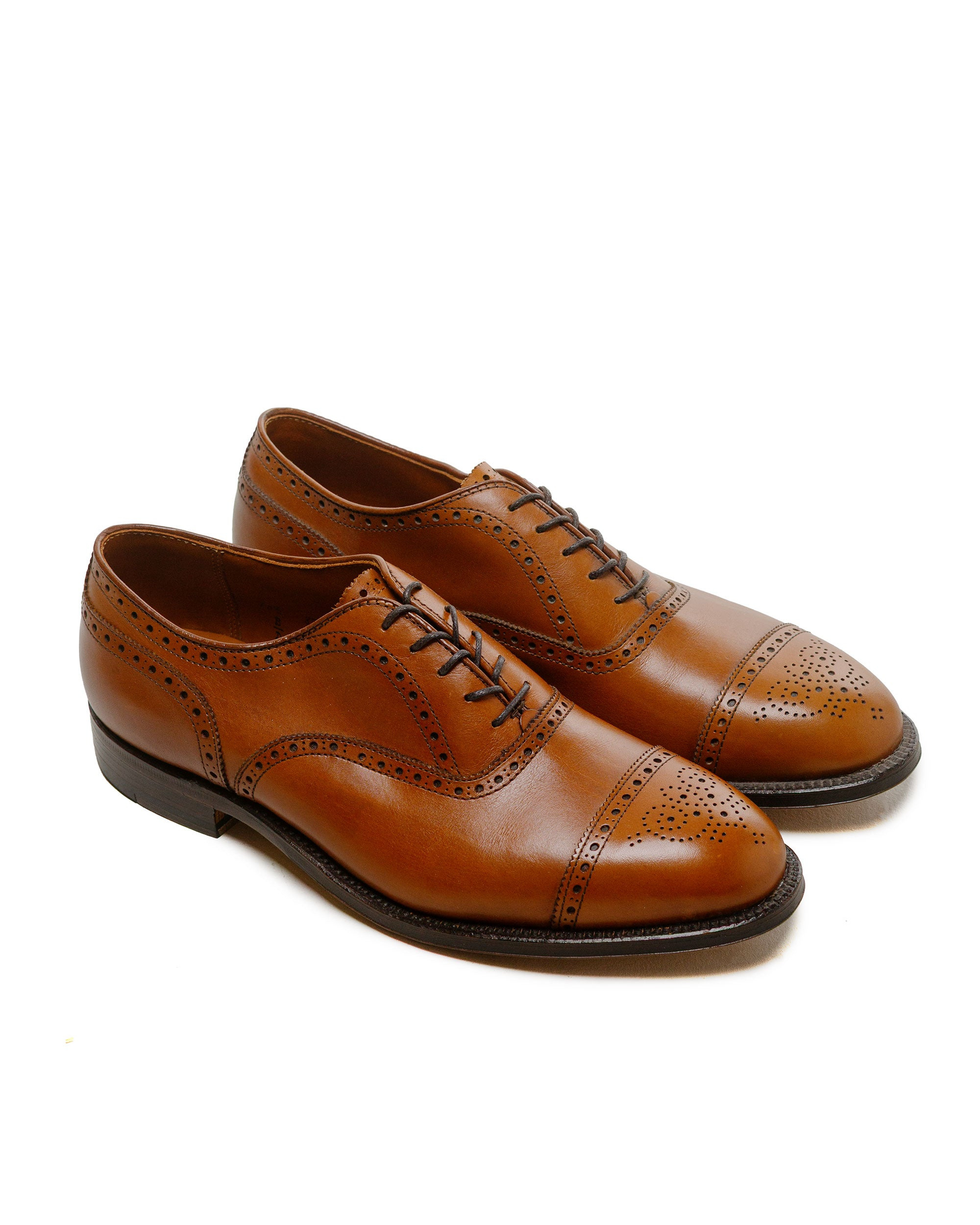 Medallion Perf Tip Bal Oxford Burnished Tan Calfskin 911 - 2