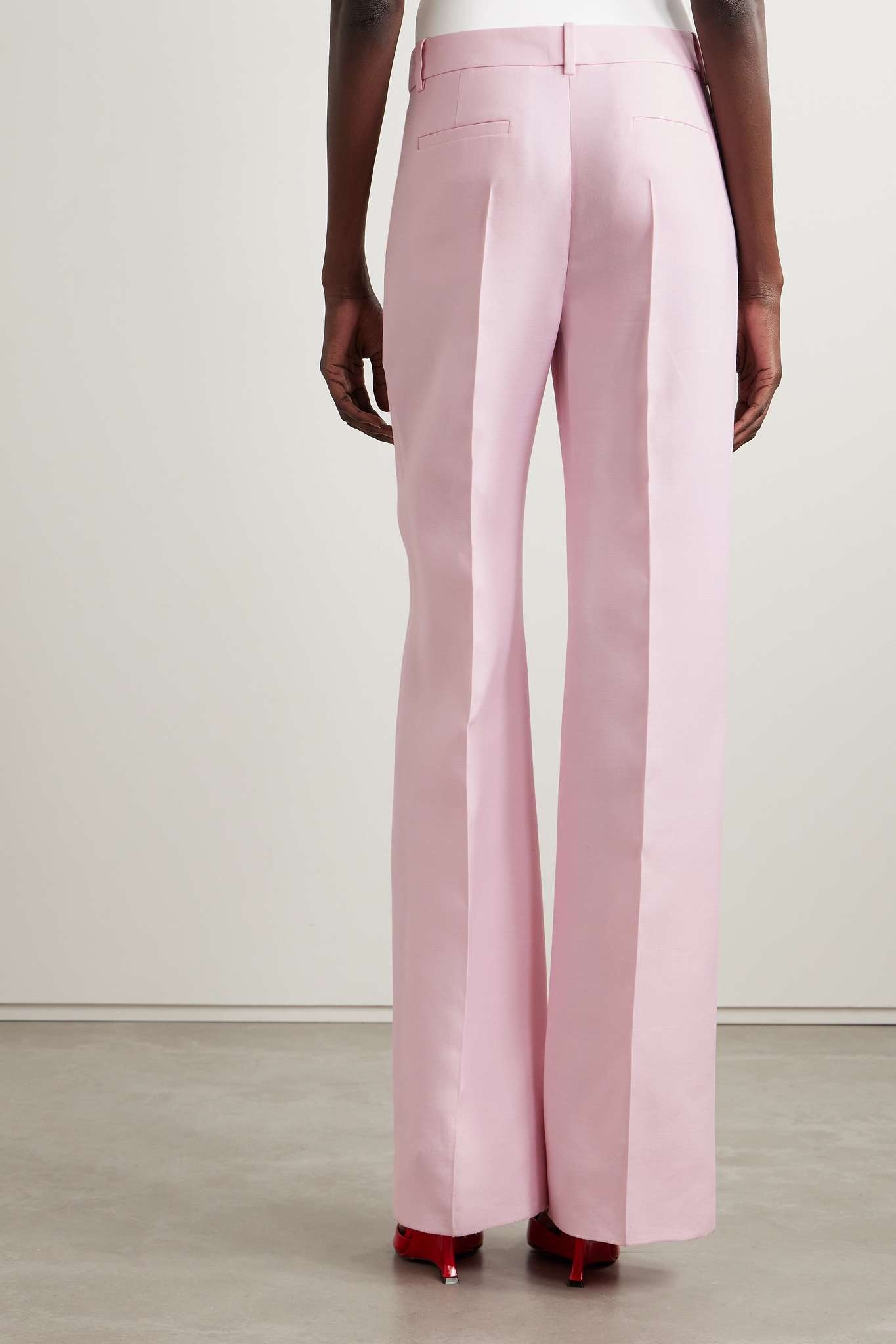 Crêpe Couture high-rise flared pants in pink - Valentino