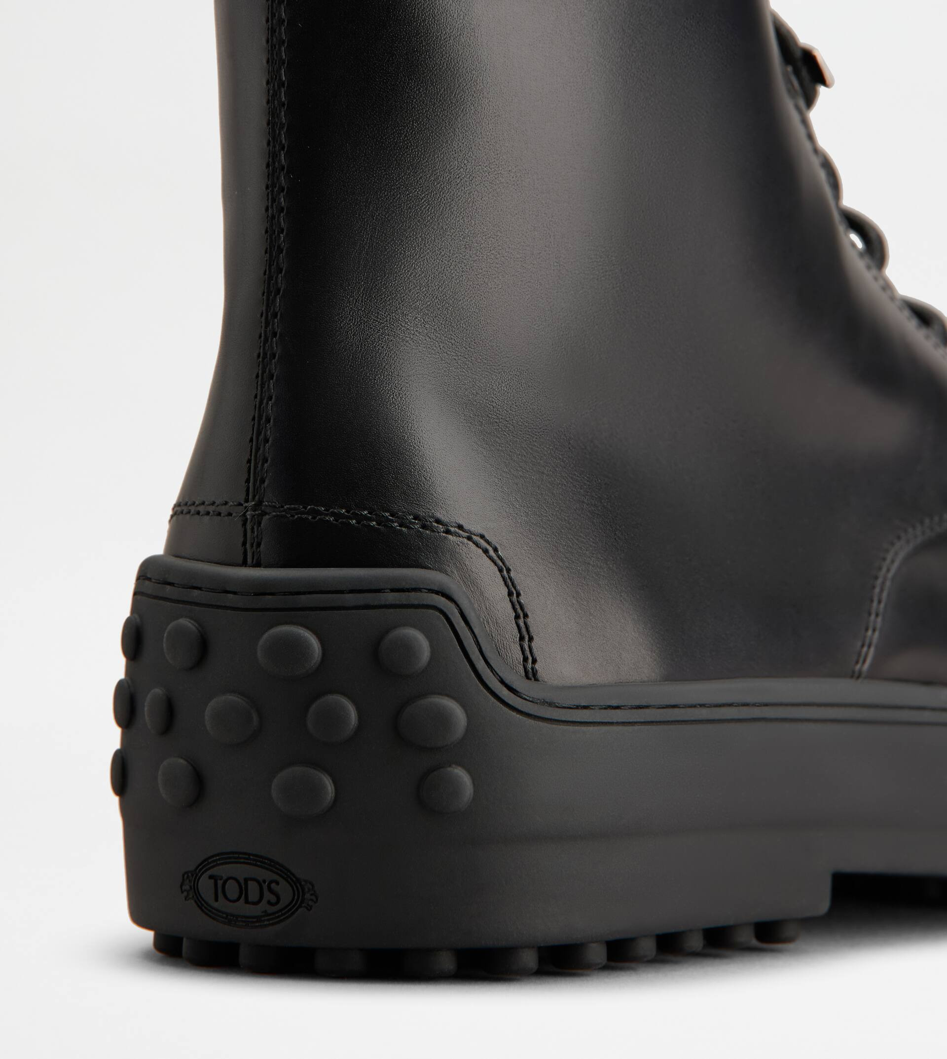 WINTER GOMMINO ANKLE BOOTS IN LEATHER - BLACK - 5
