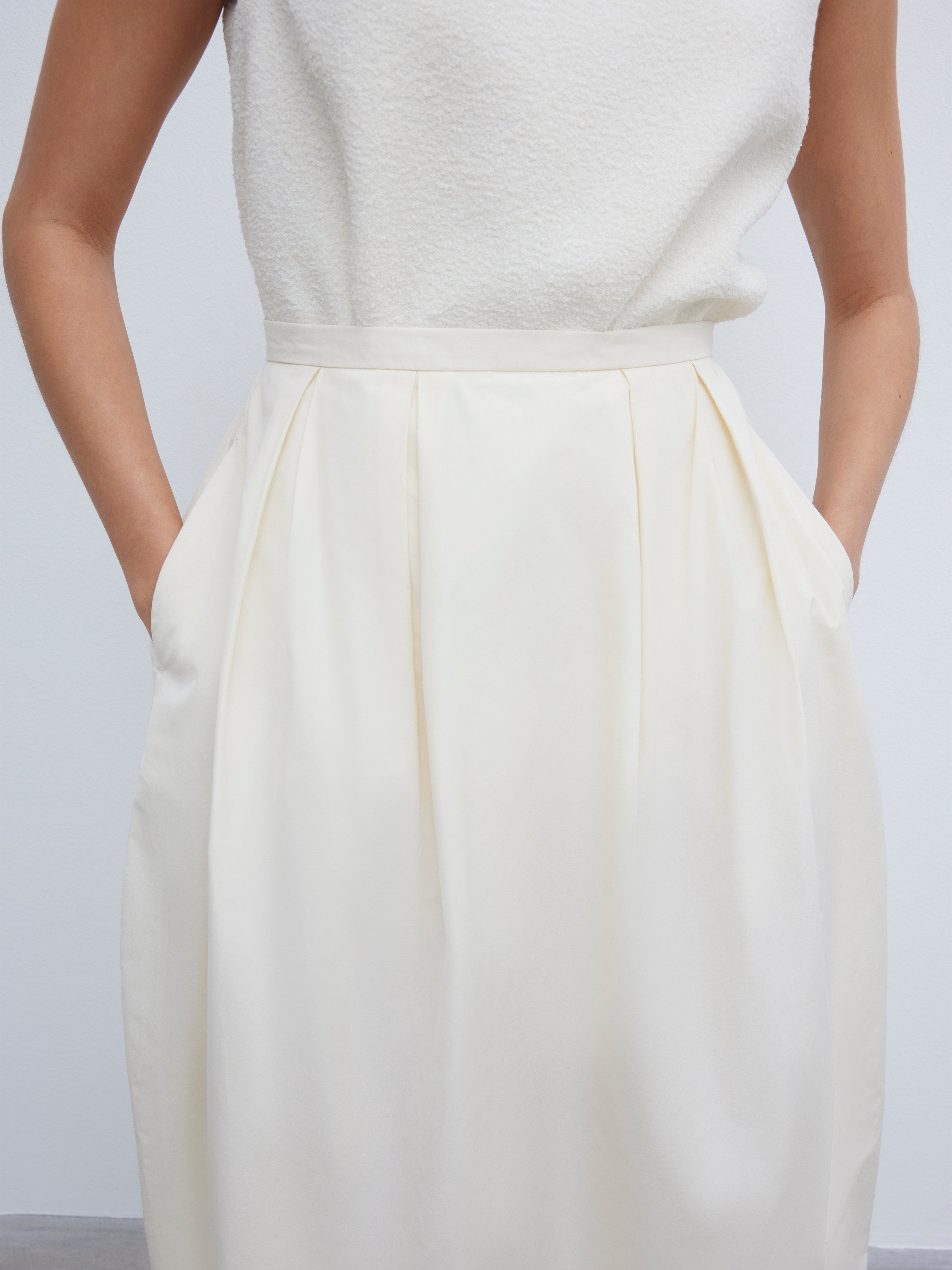 Curved pleated skirt - 3