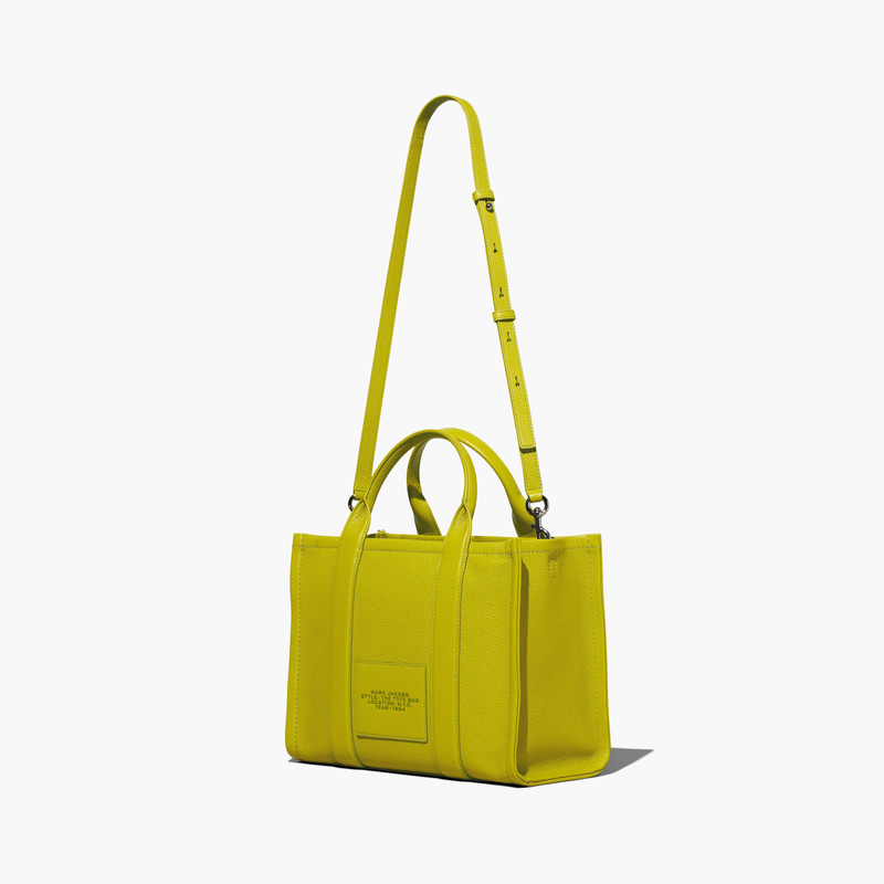 THE LEATHER MEDIUM TOTE BAG 3