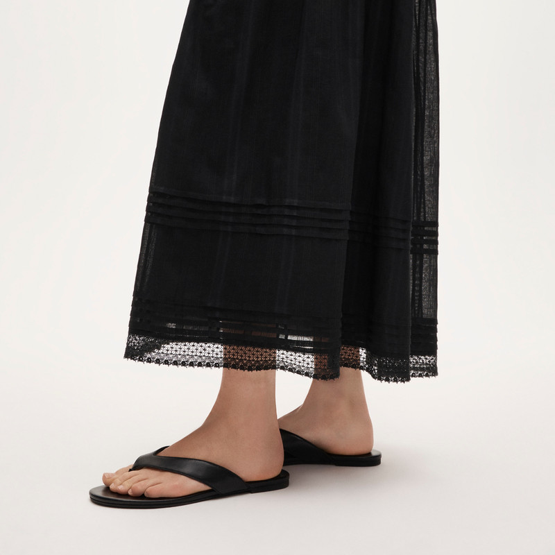 Midi skirt in embroidered dobby 3