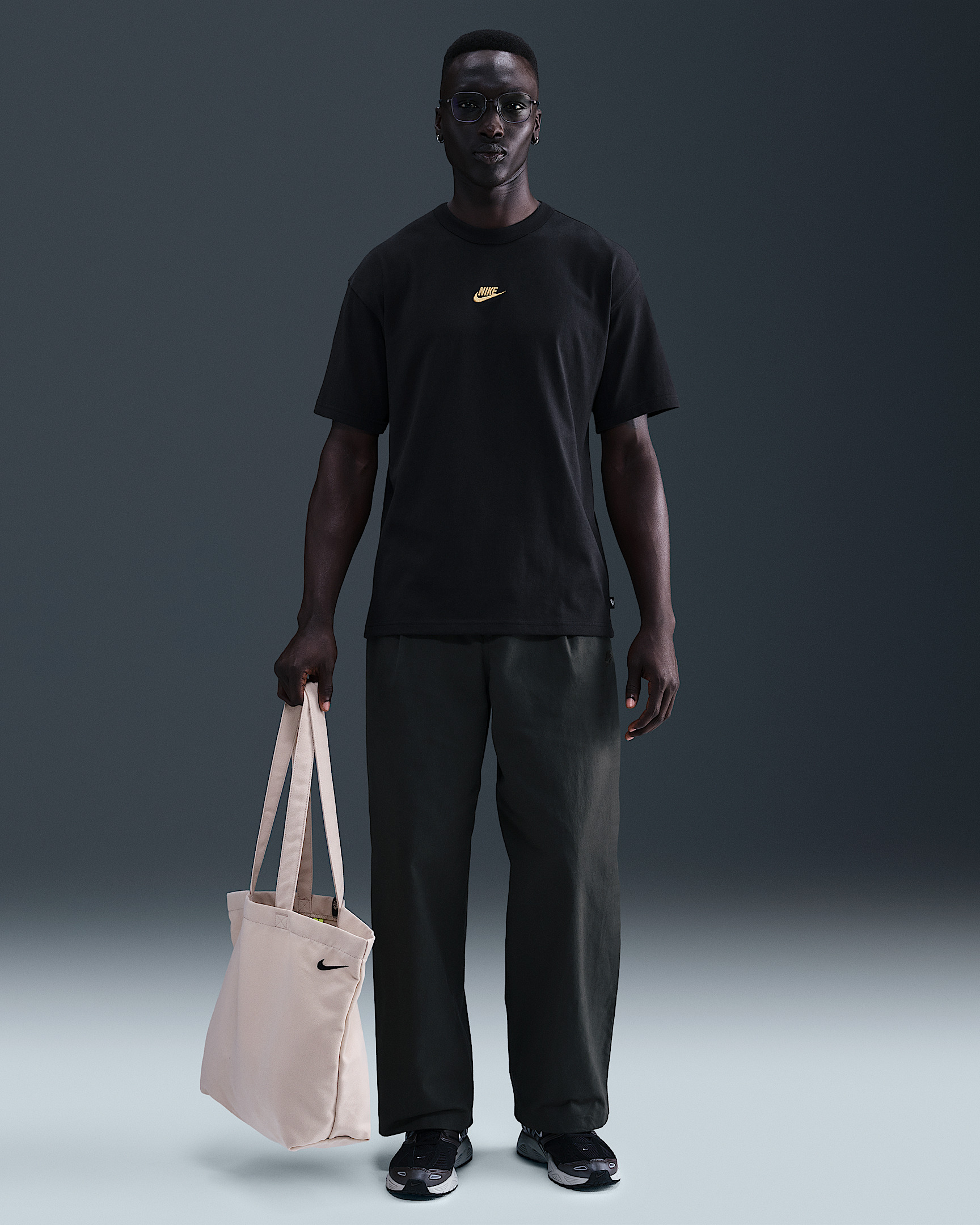 Nike Sportswear Premium Essentials Men's T-Shirt - 4