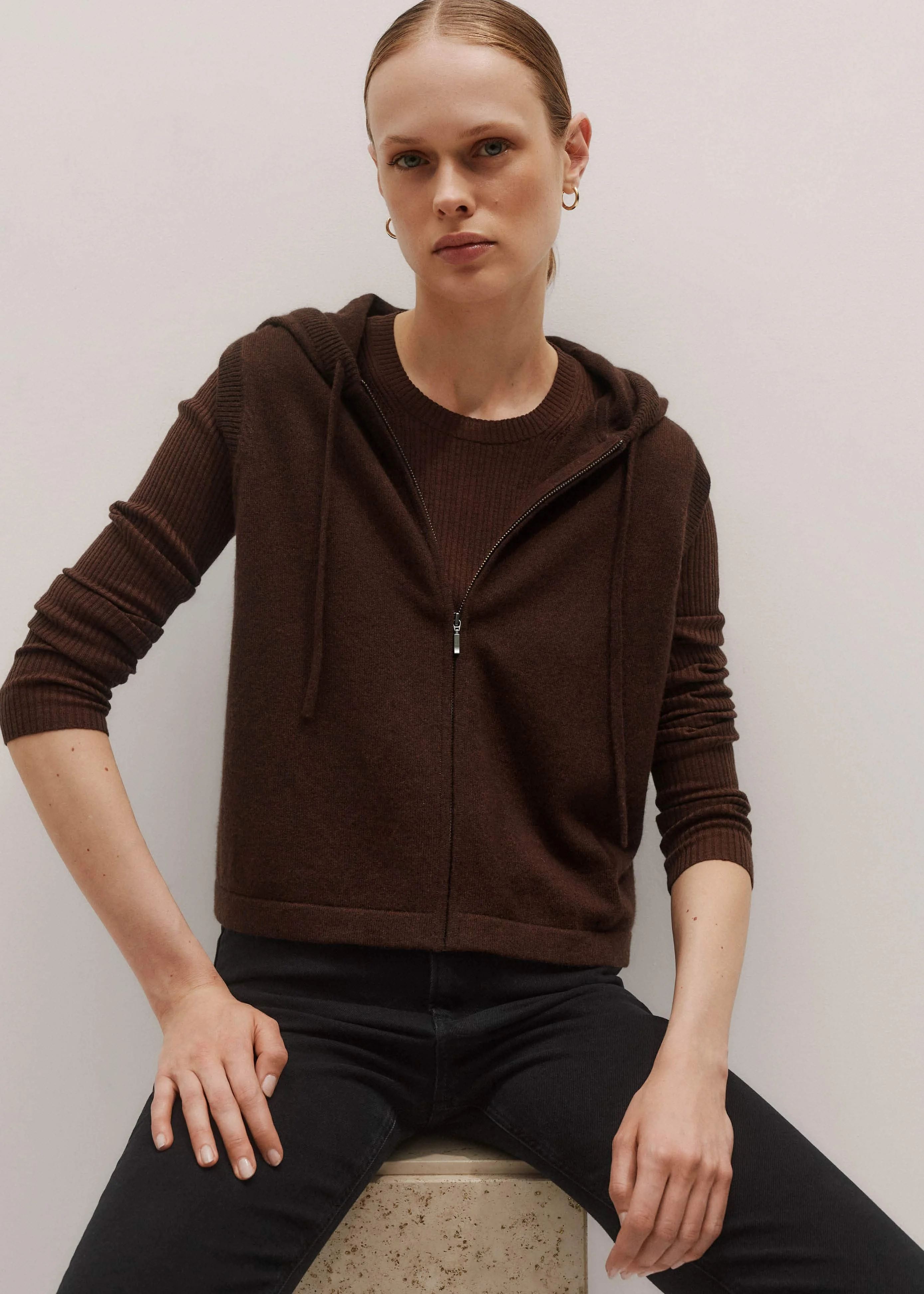 Sleeveless Zip Hoodie - 1