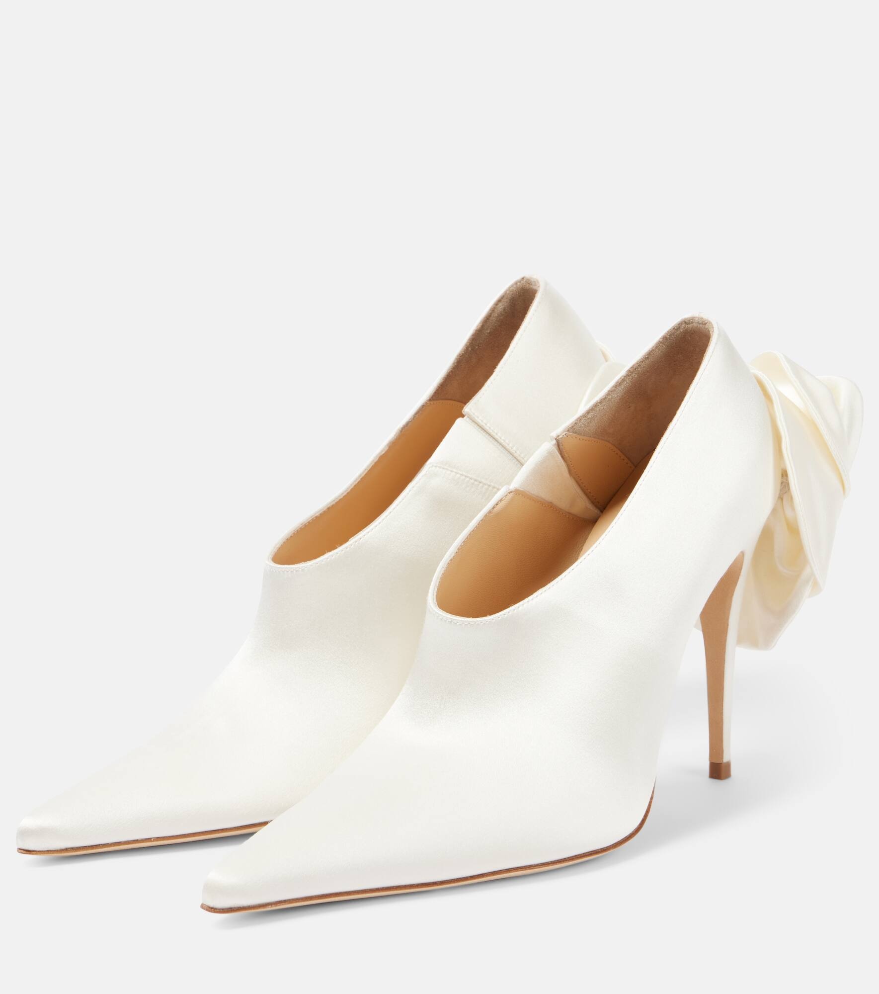 Floral-appliqué satin pumps - 4