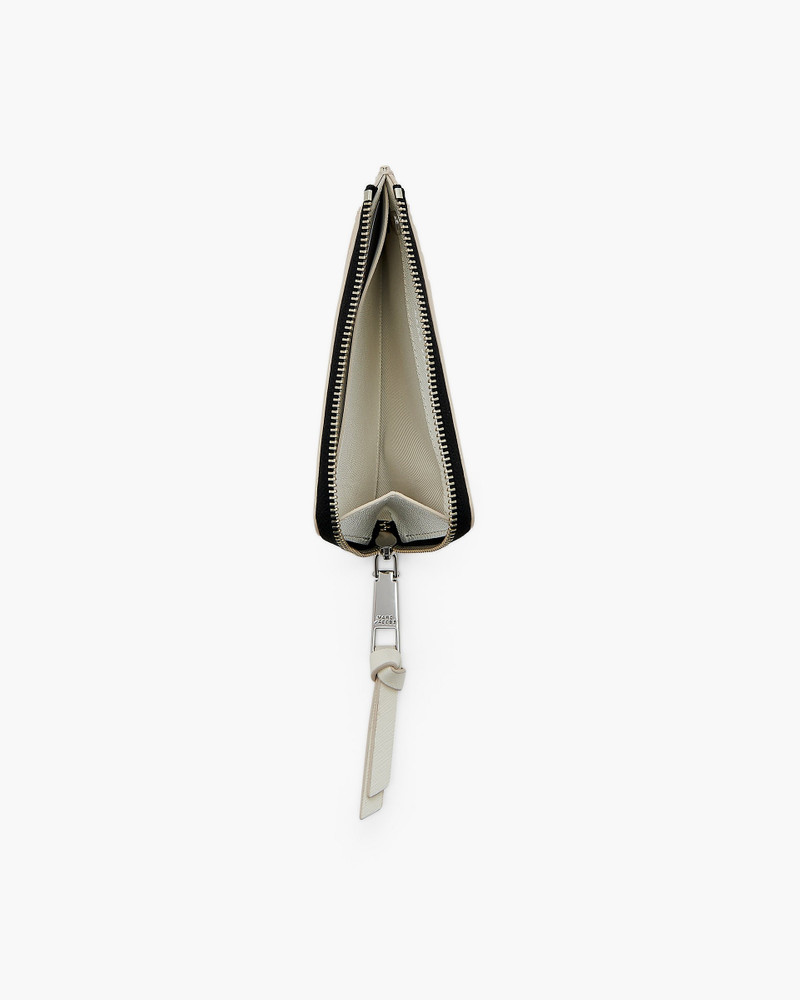 Marc Jacobs THE STICKER UTILITY SNAPSHOT TOP ZIP MULTI WALLET outlook