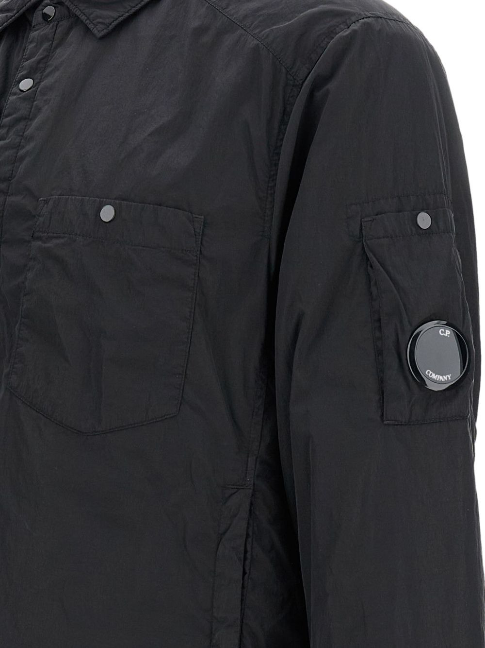 button-fastening pocket overshirt - 3
