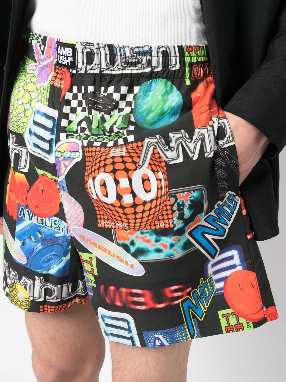 graphic-print elasticated-waistband shorts - 5