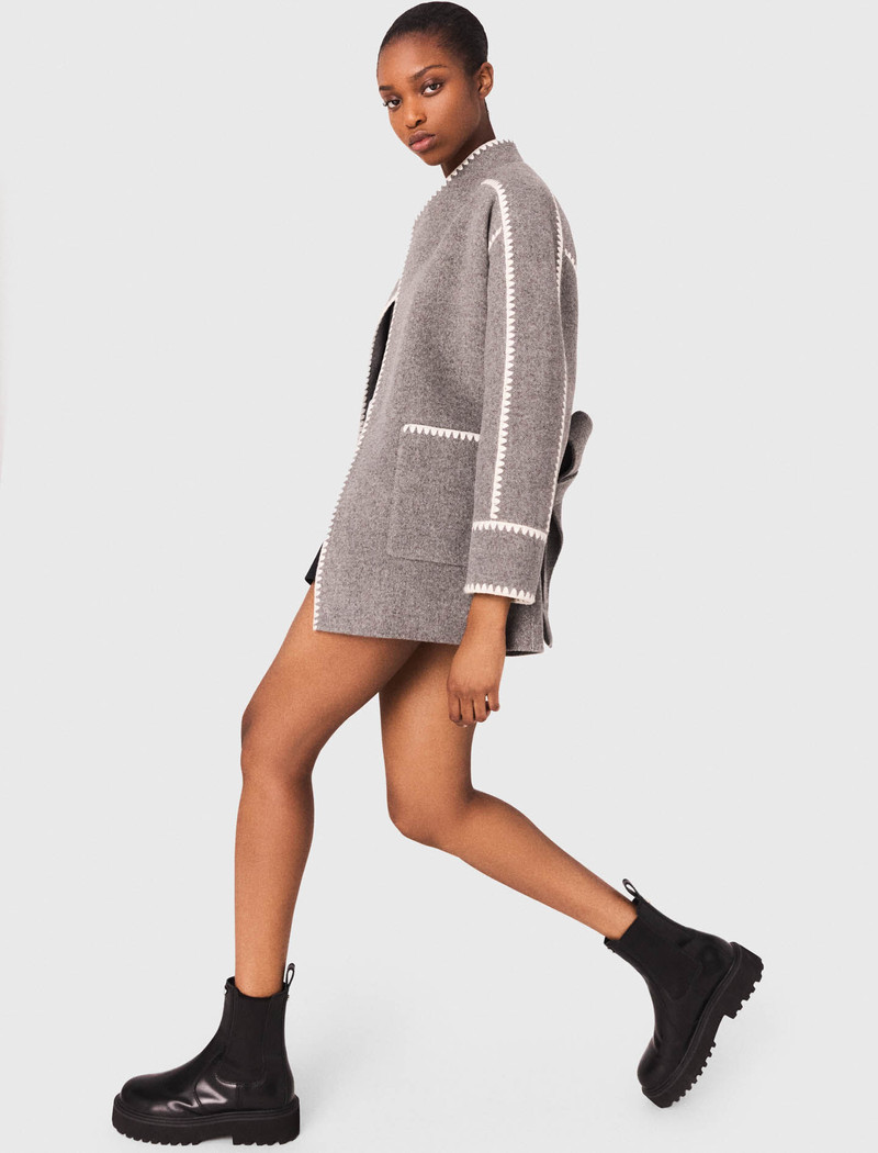 Double-faced coat with trim 3