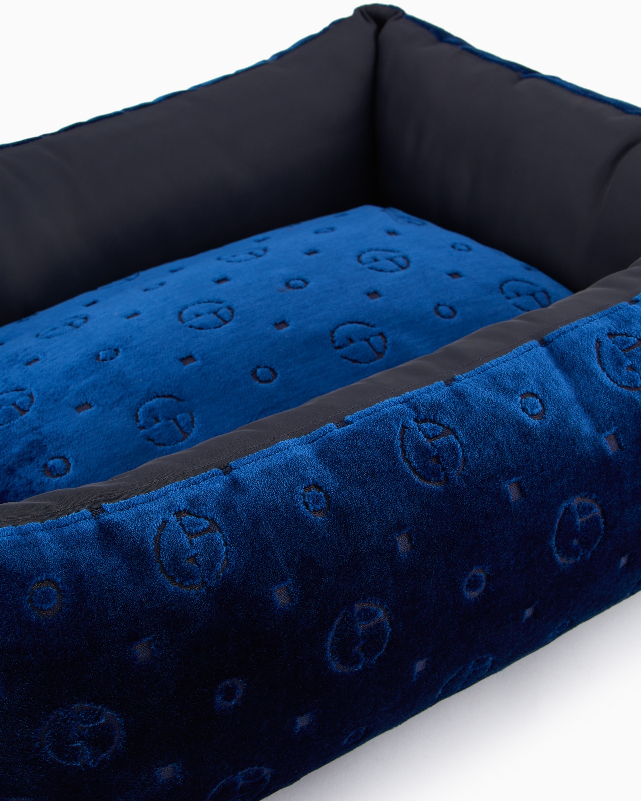 POLDO X GIORGIO ARMANI DOG BED IN MONOGRAM JACQUARD VELVET - 4