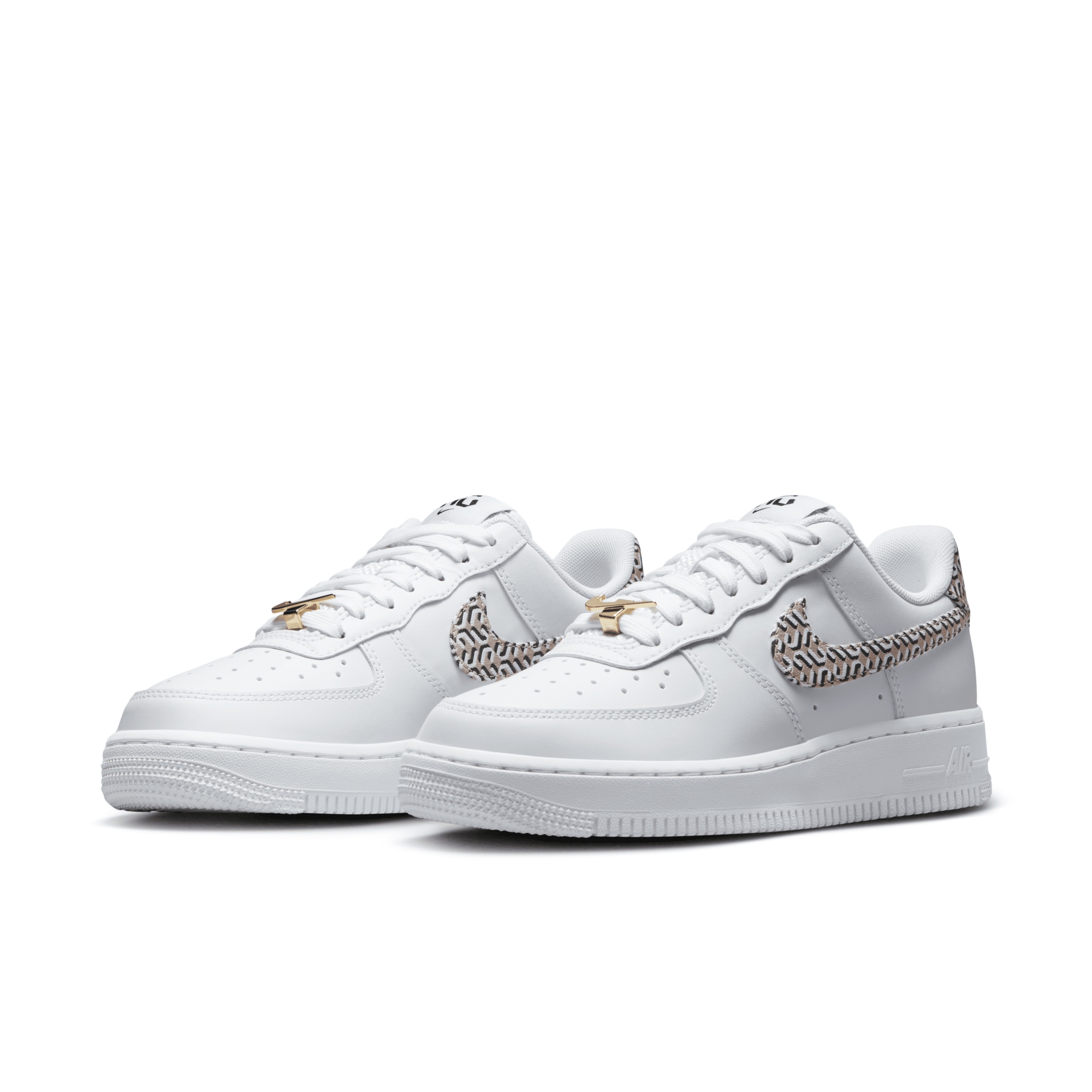 Nike Women's Air Force 1 LX United Shoes - 5