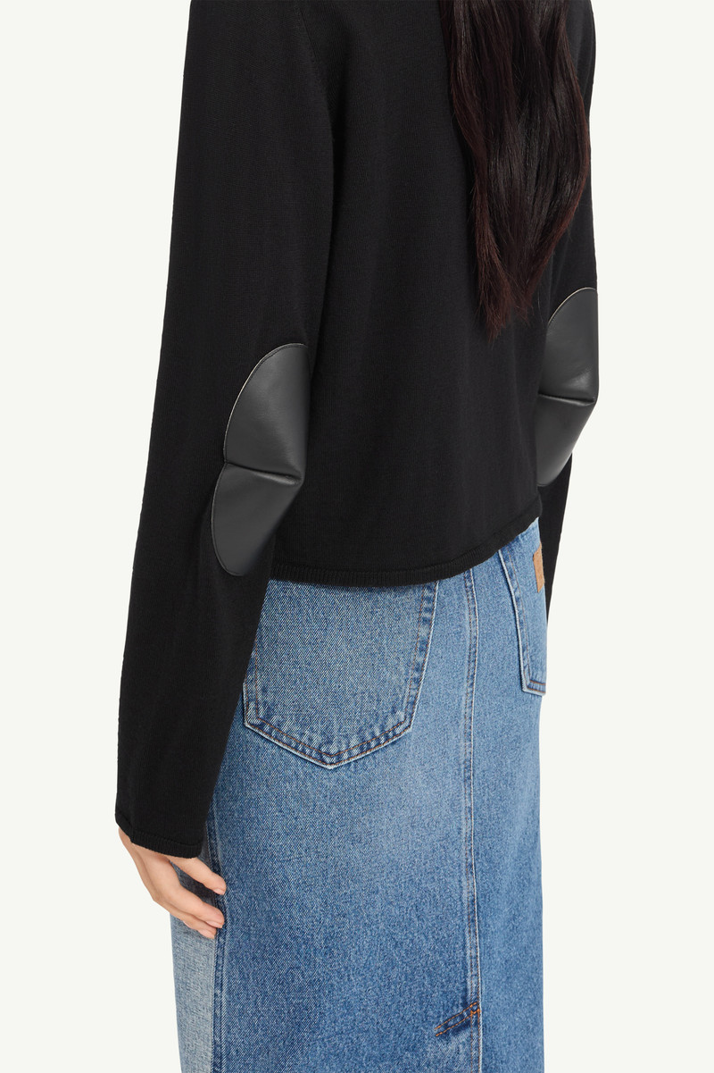 Knitted sweater 4