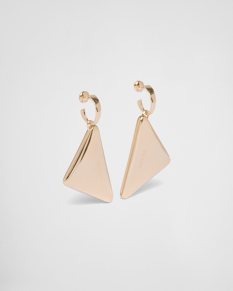 Eternal Gold medium drop earrings in yellow gold 3