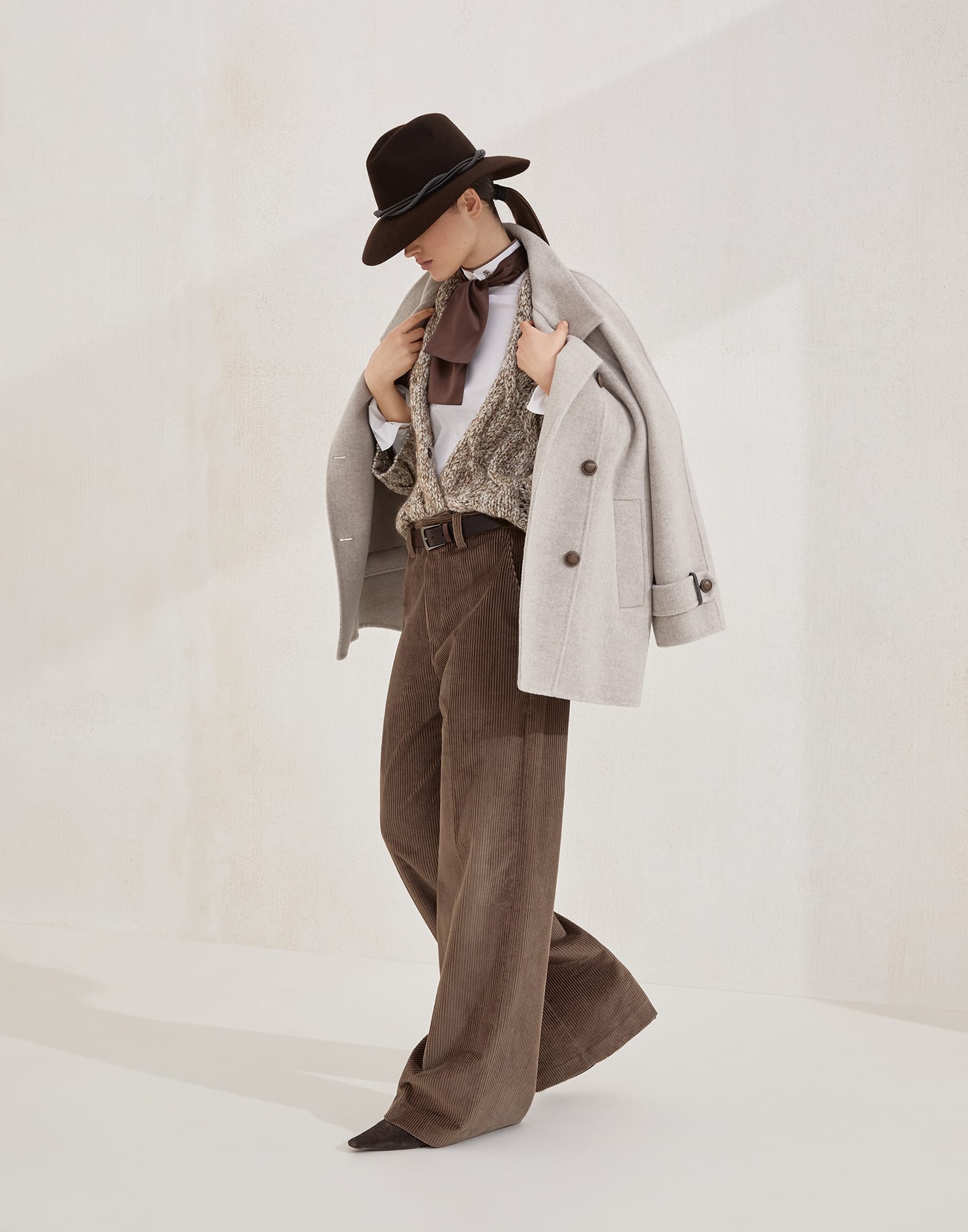 Cotton corduroy loose trousers with monili - 4