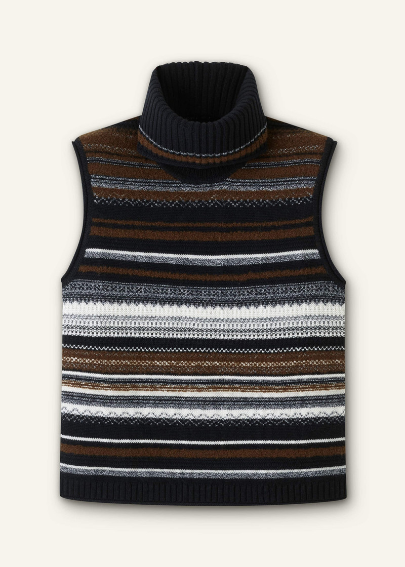 Textured Vest + Snood - 1