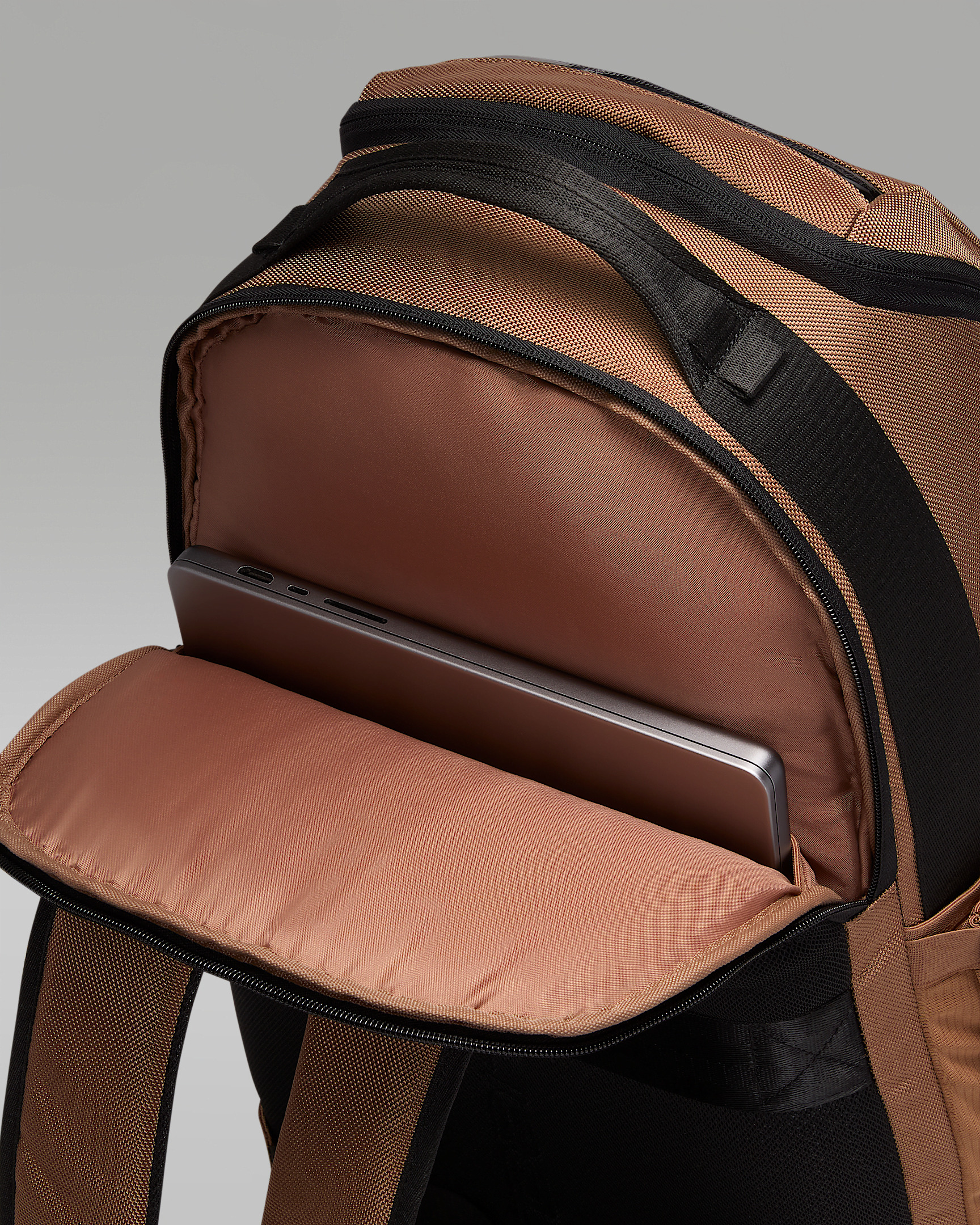 Jordan Sport Backpack (32.9L) - 5