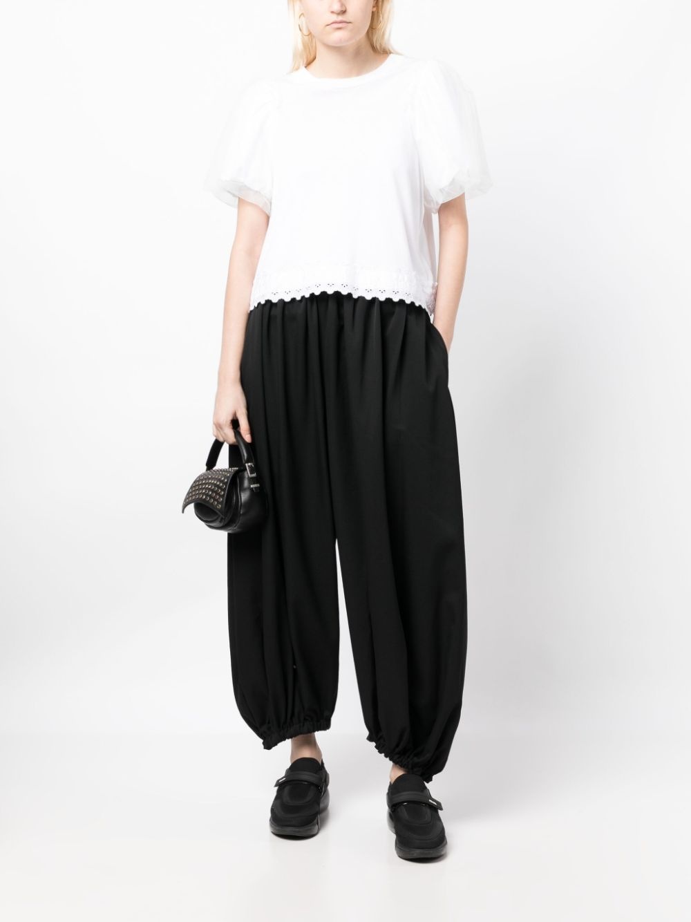 elasticated-waistband cropped wool trousers - 2
