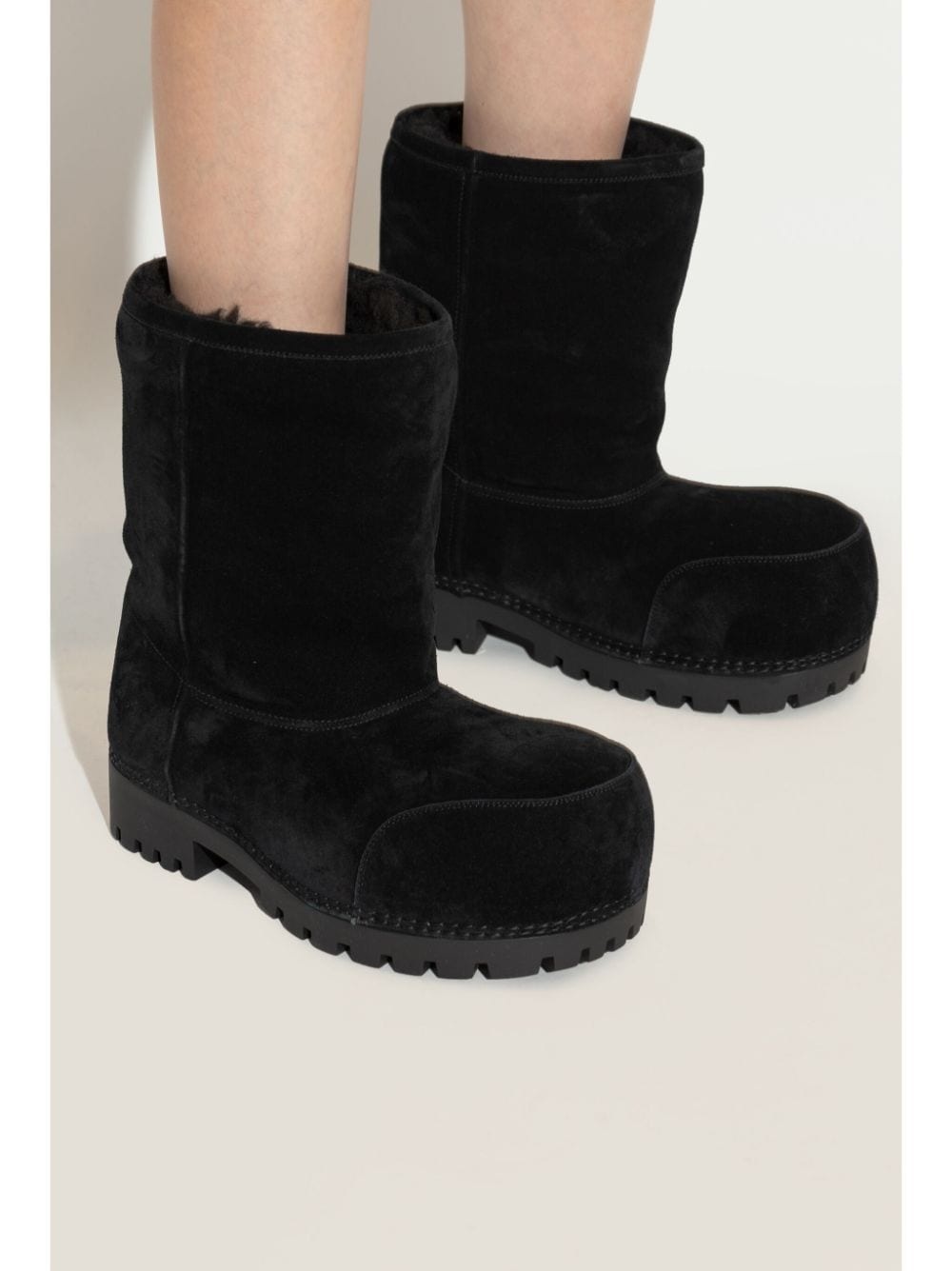 【BALENCIAGA】Alaska Fur Bootie ブーティ Balenciaga Alaska fur booties for Women - Brown in USA
