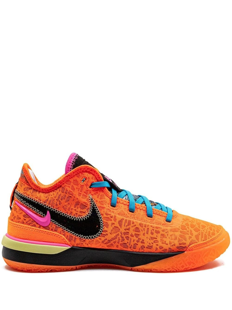 Zoom LeBron NXXT GEN "I Promise" sneakers 1